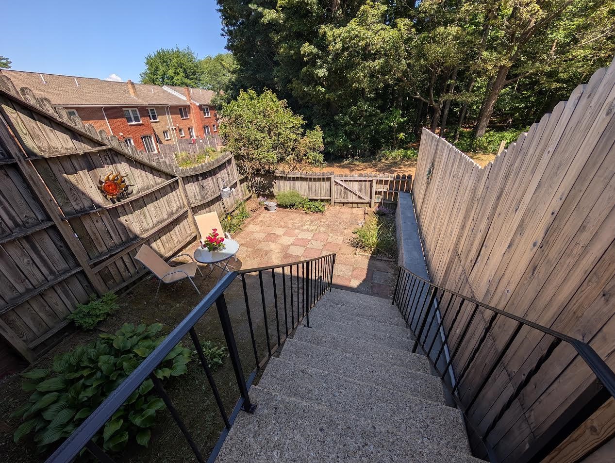 77 Derryfield Court Unit: 77