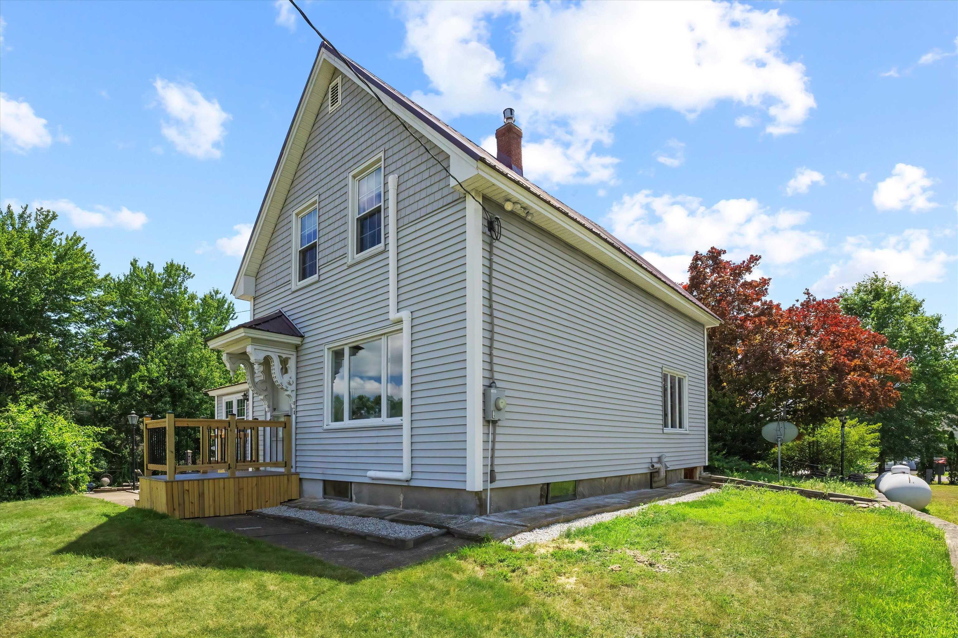 1041 Bridge Street