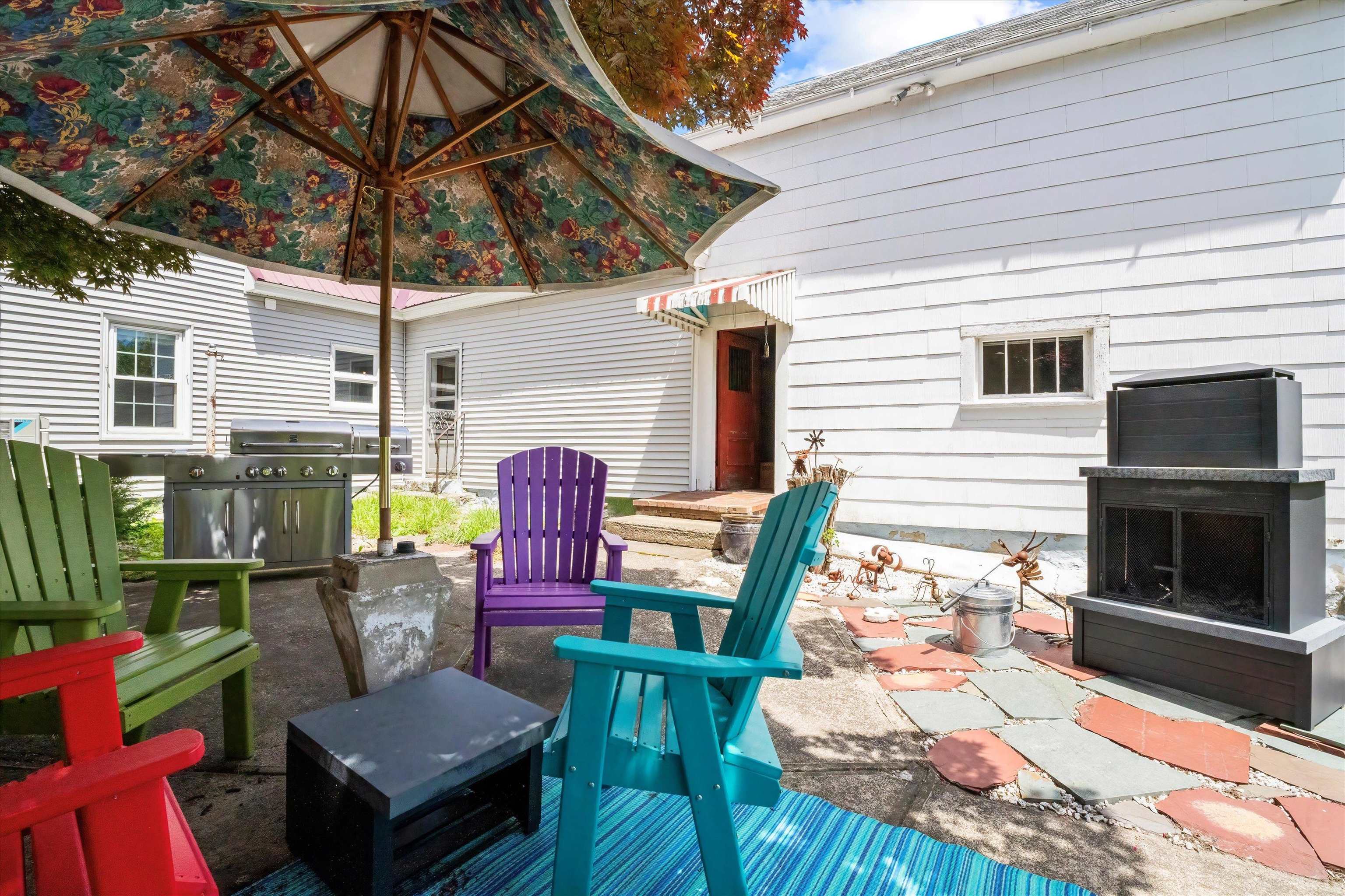 1041 Bridge Street