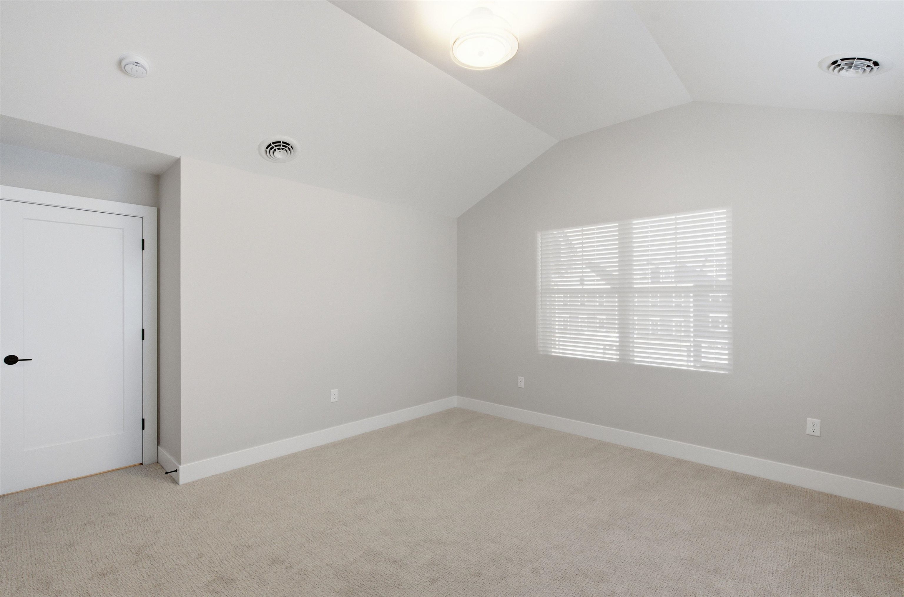 7 Elise Avenue