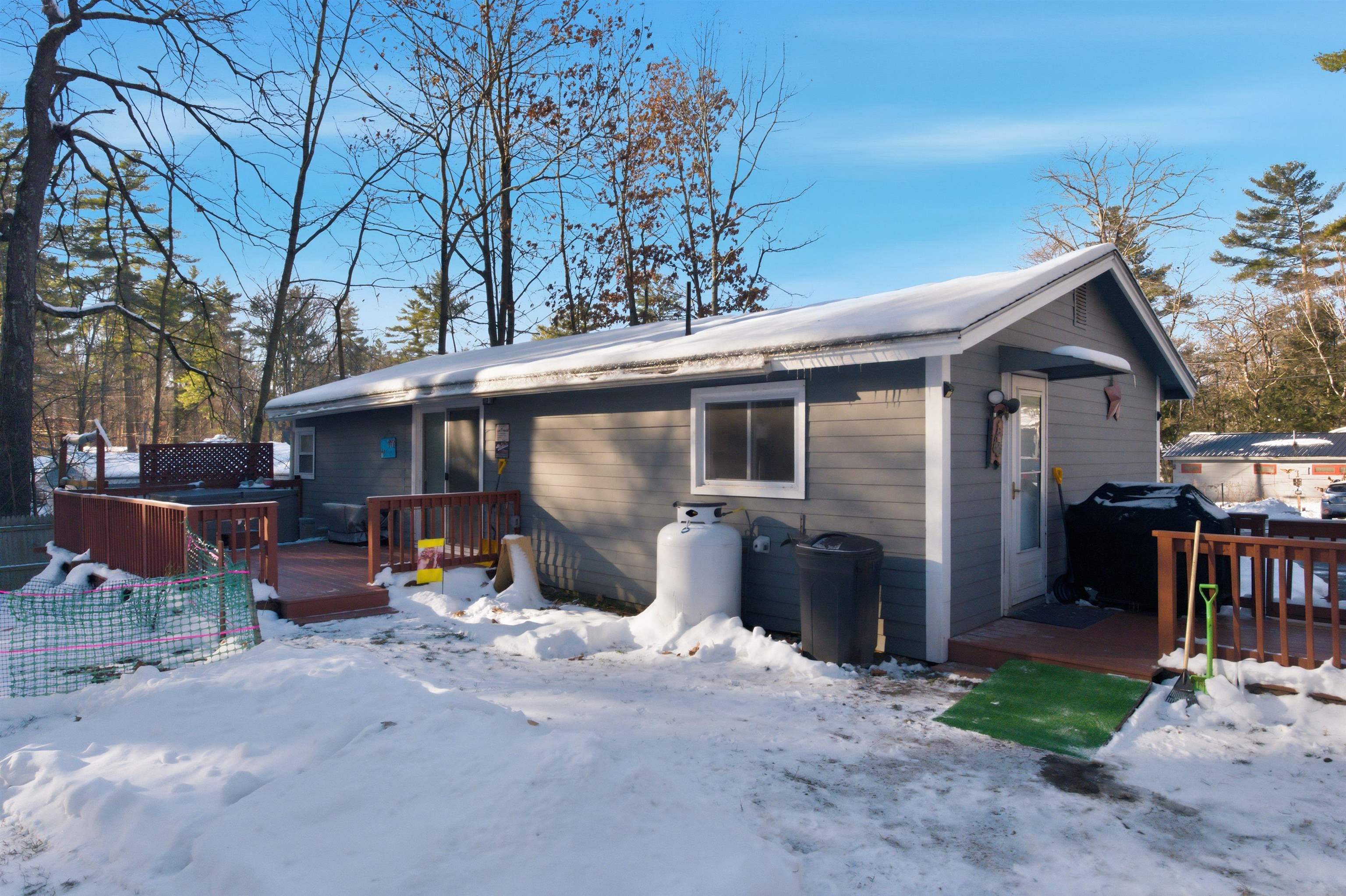 12 Gary Road