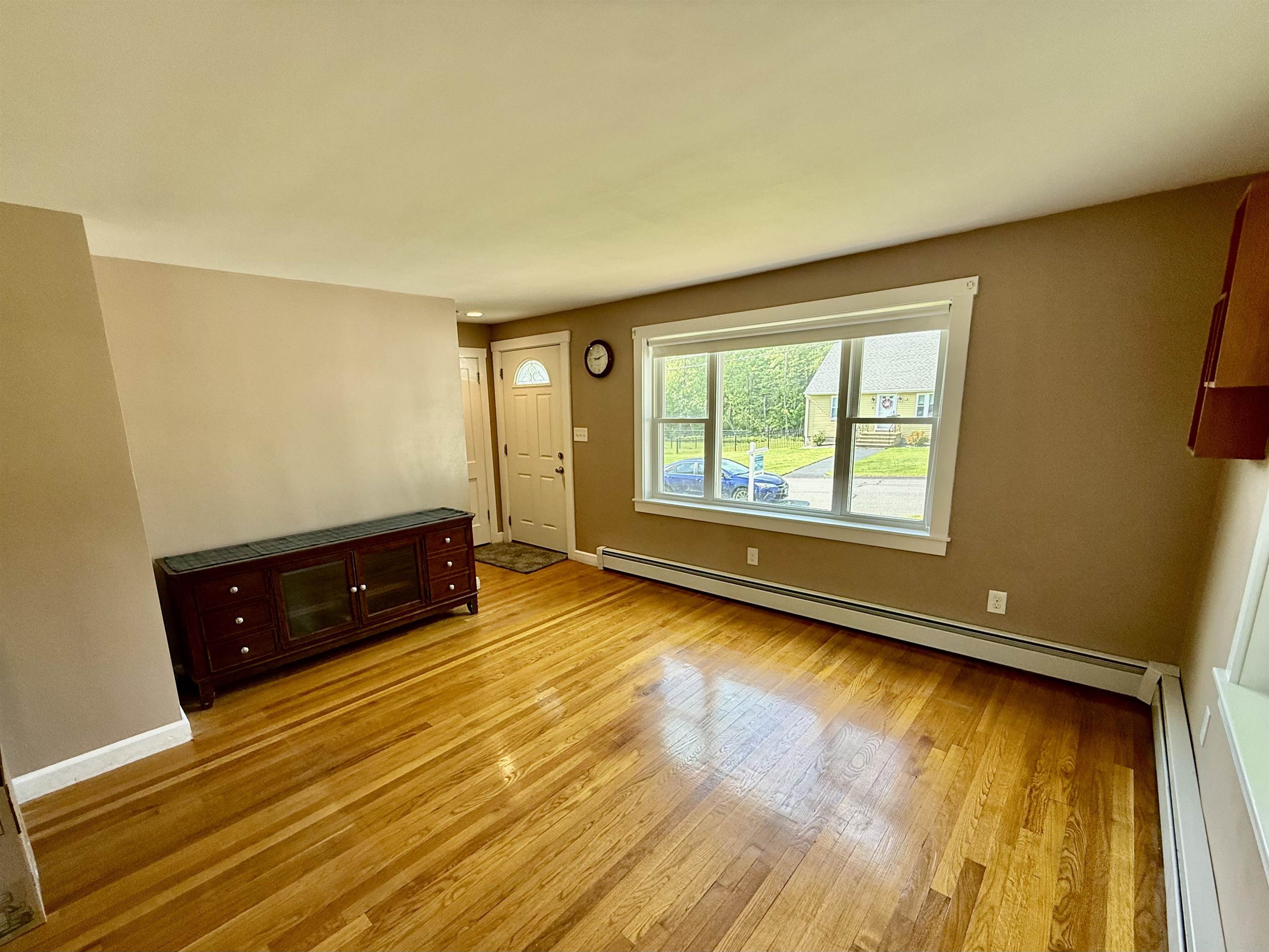 10 Vandette Avenue