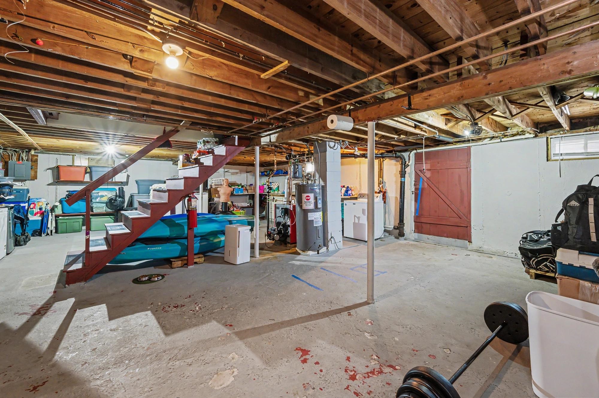 213 Bourne Street