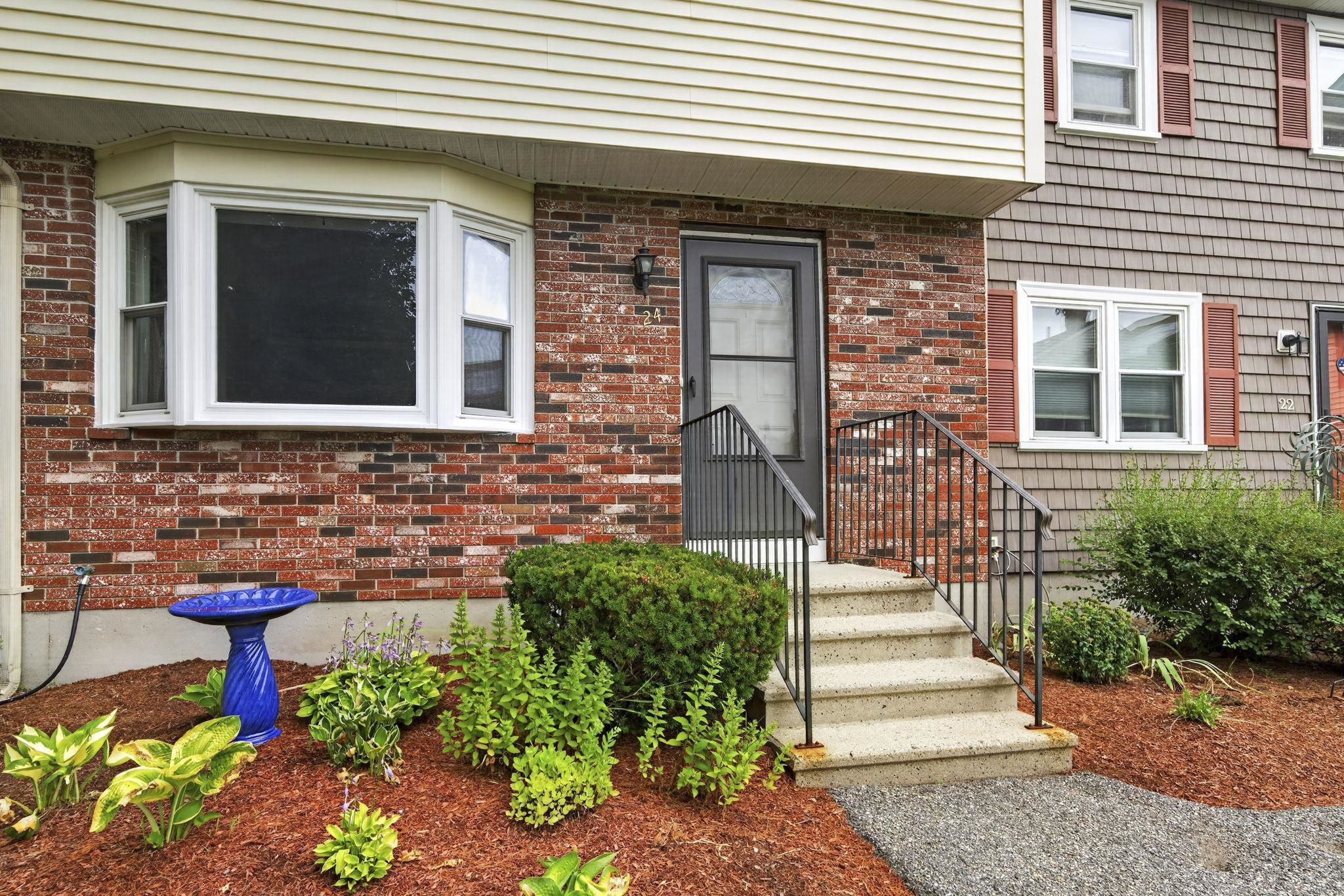 24 Stonegate Lane