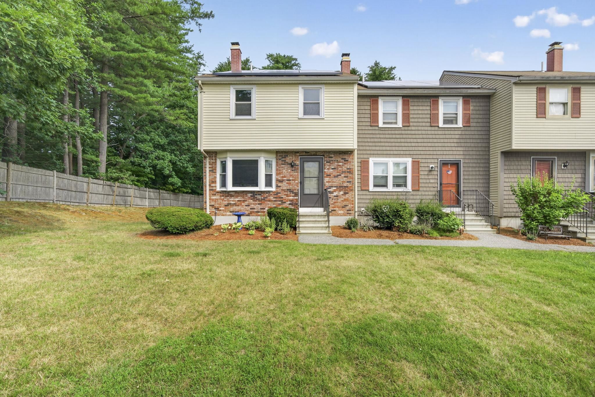 24 Stonegate Lane