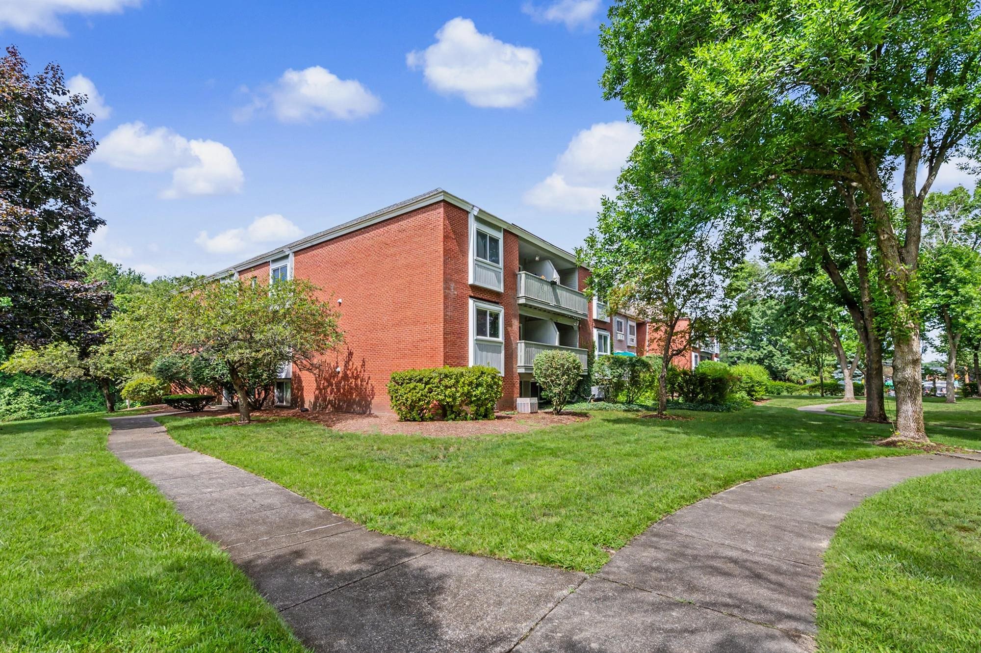 121 Cluff Crossing Road