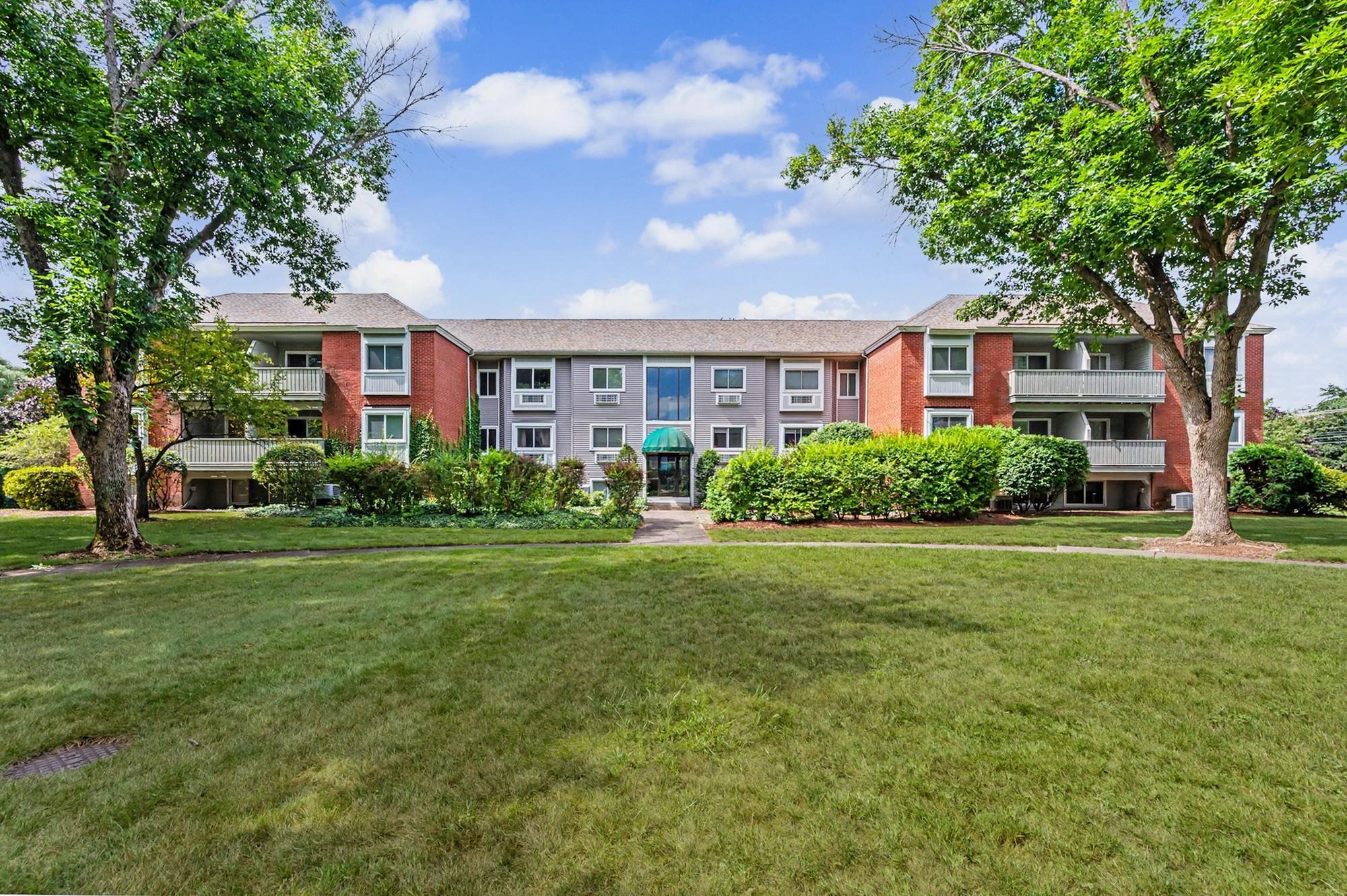 121 Cluff Crossing Road