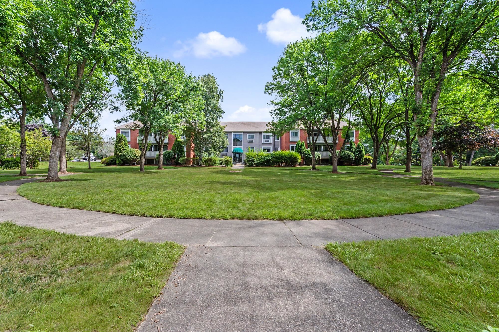 121 Cluff Crossing Road