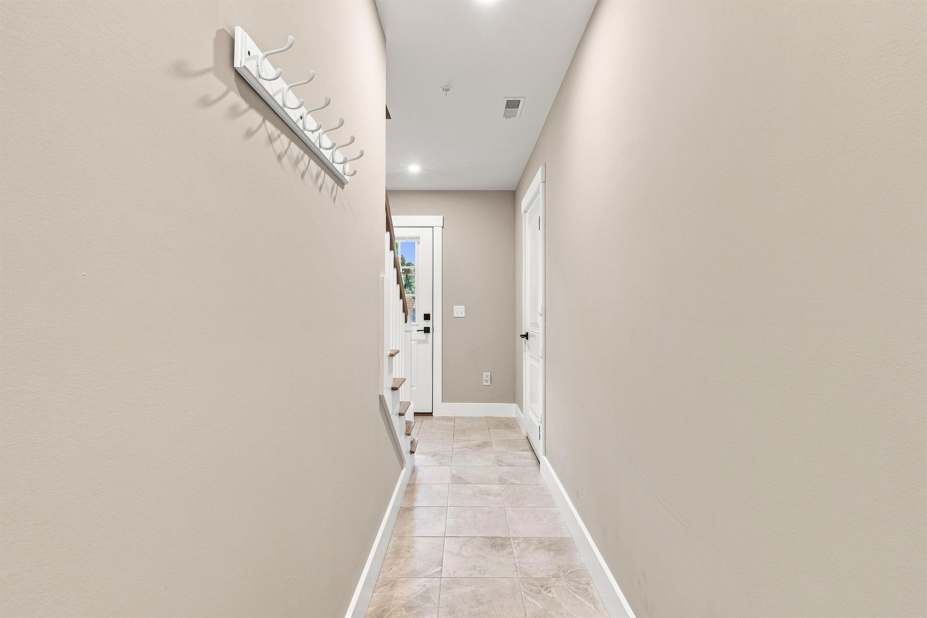 32 Charter Street Unit: 1