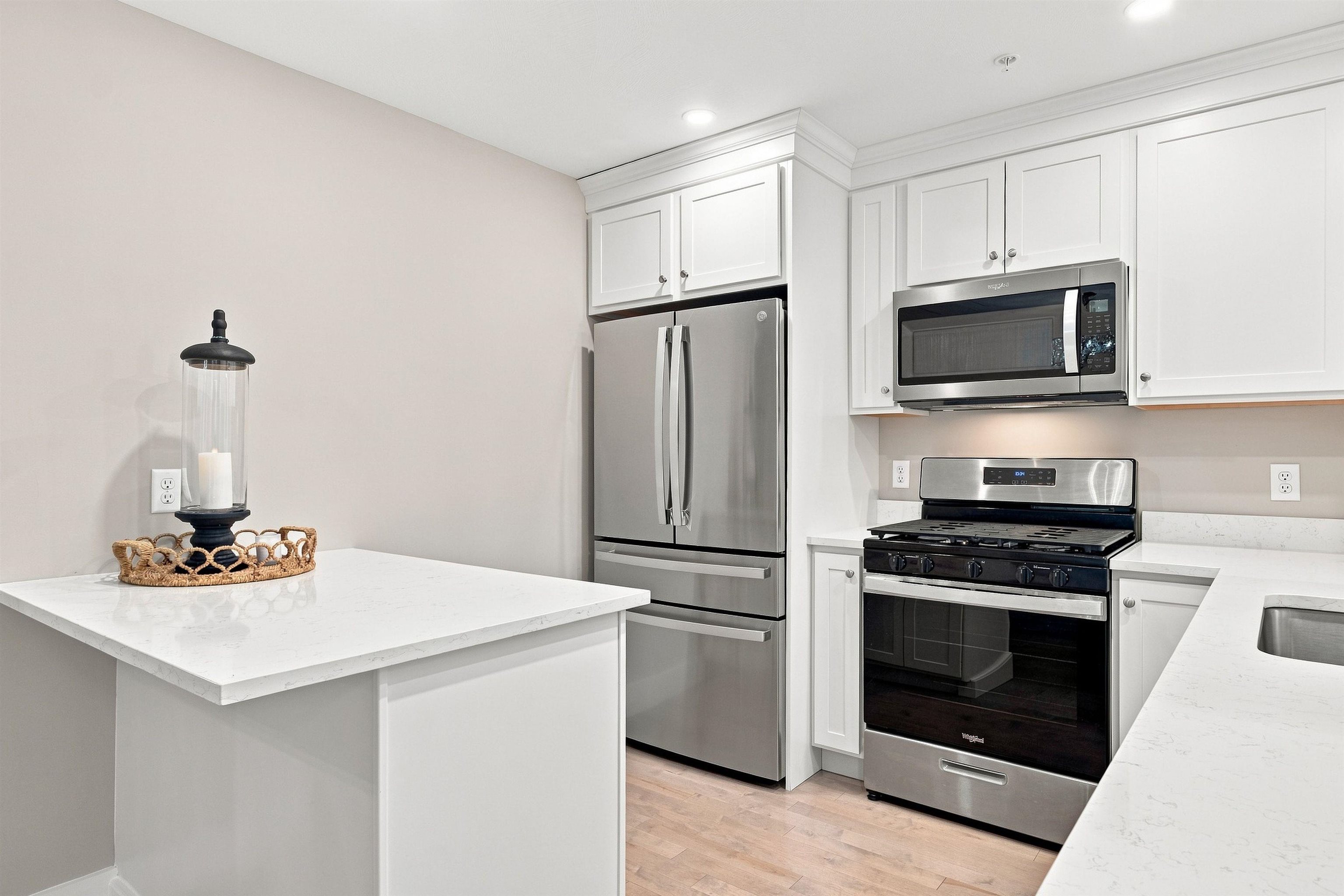 32 Charter Street Unit: 1