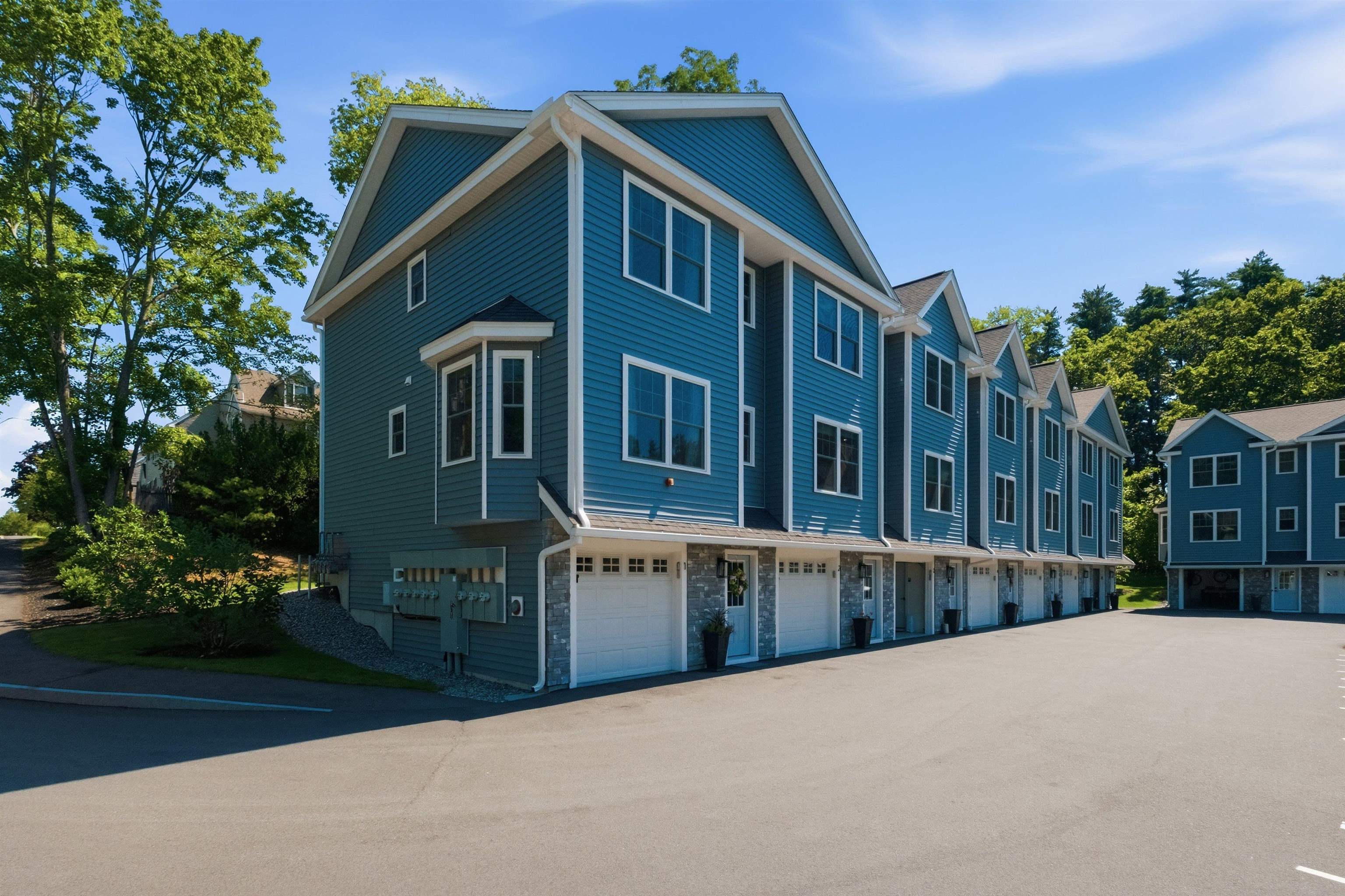32 Charter Street Unit: 1