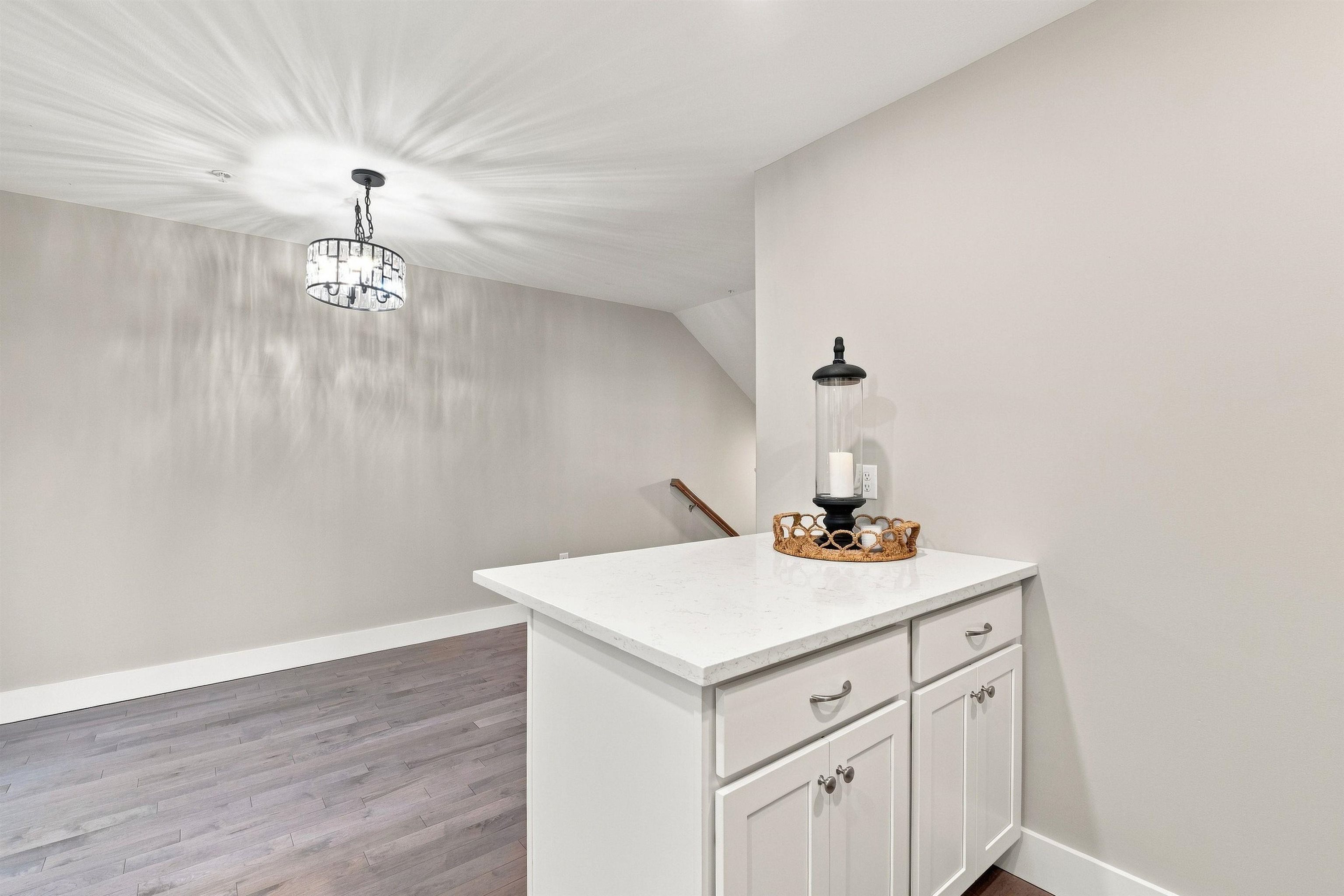32 Charter Street Unit: 1