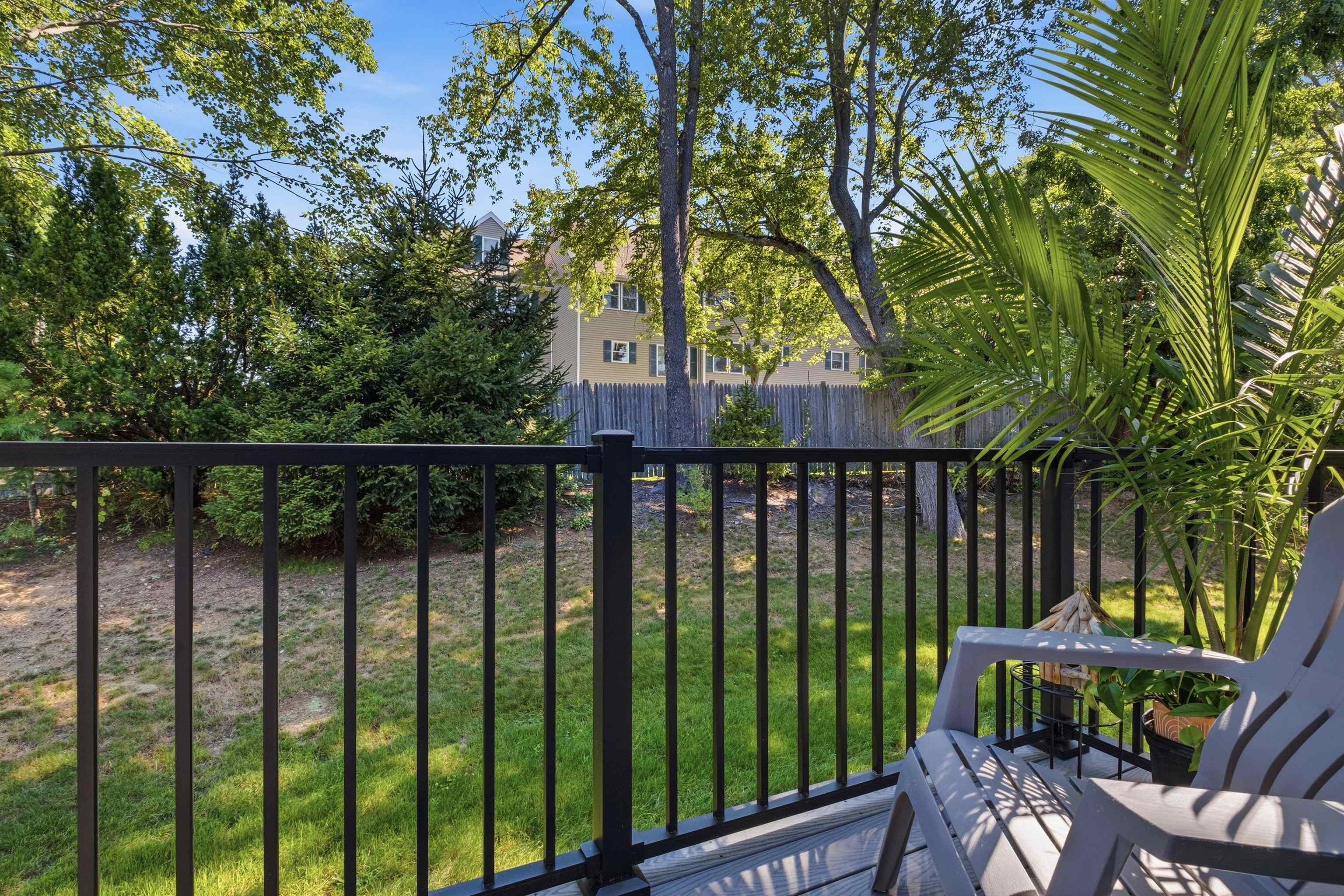 32 Charter Street Unit: 1