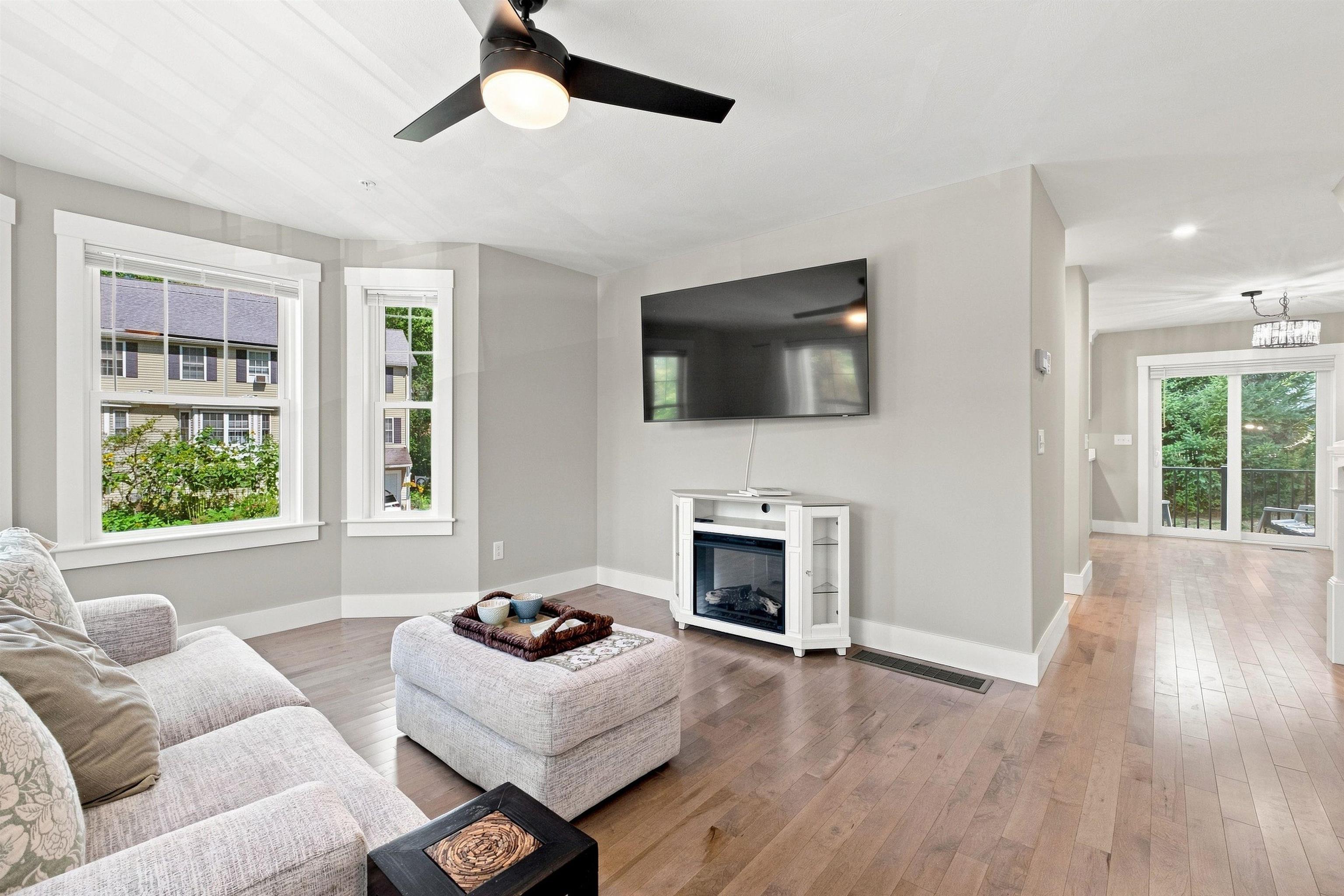 32 Charter Street Unit: 1