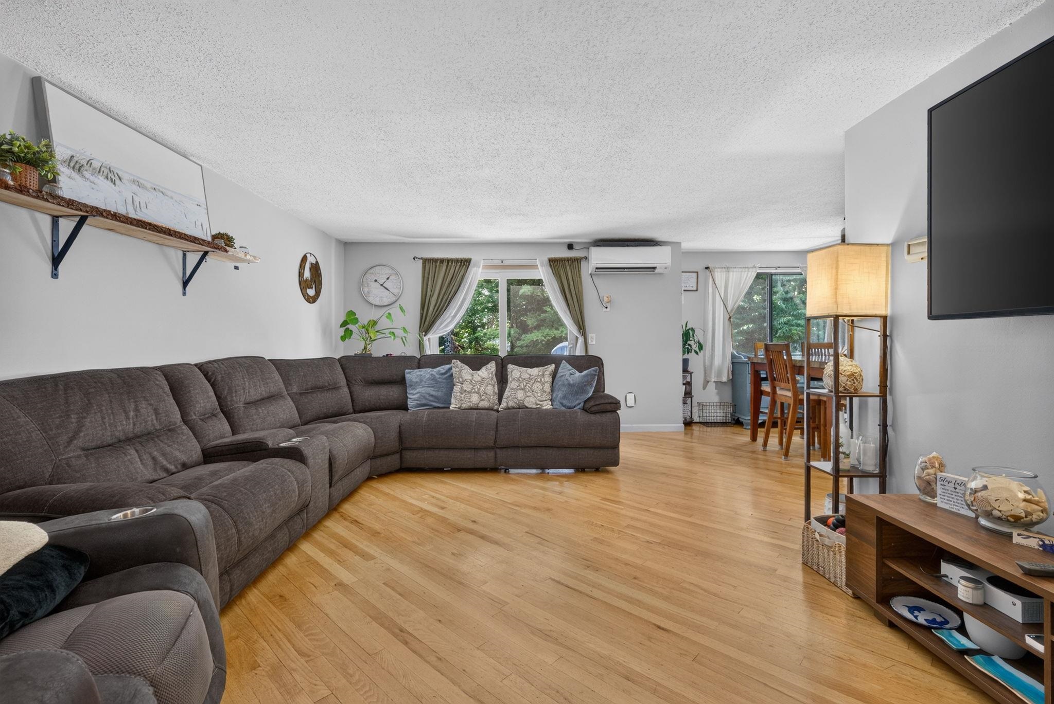 94 Indian Rock Road