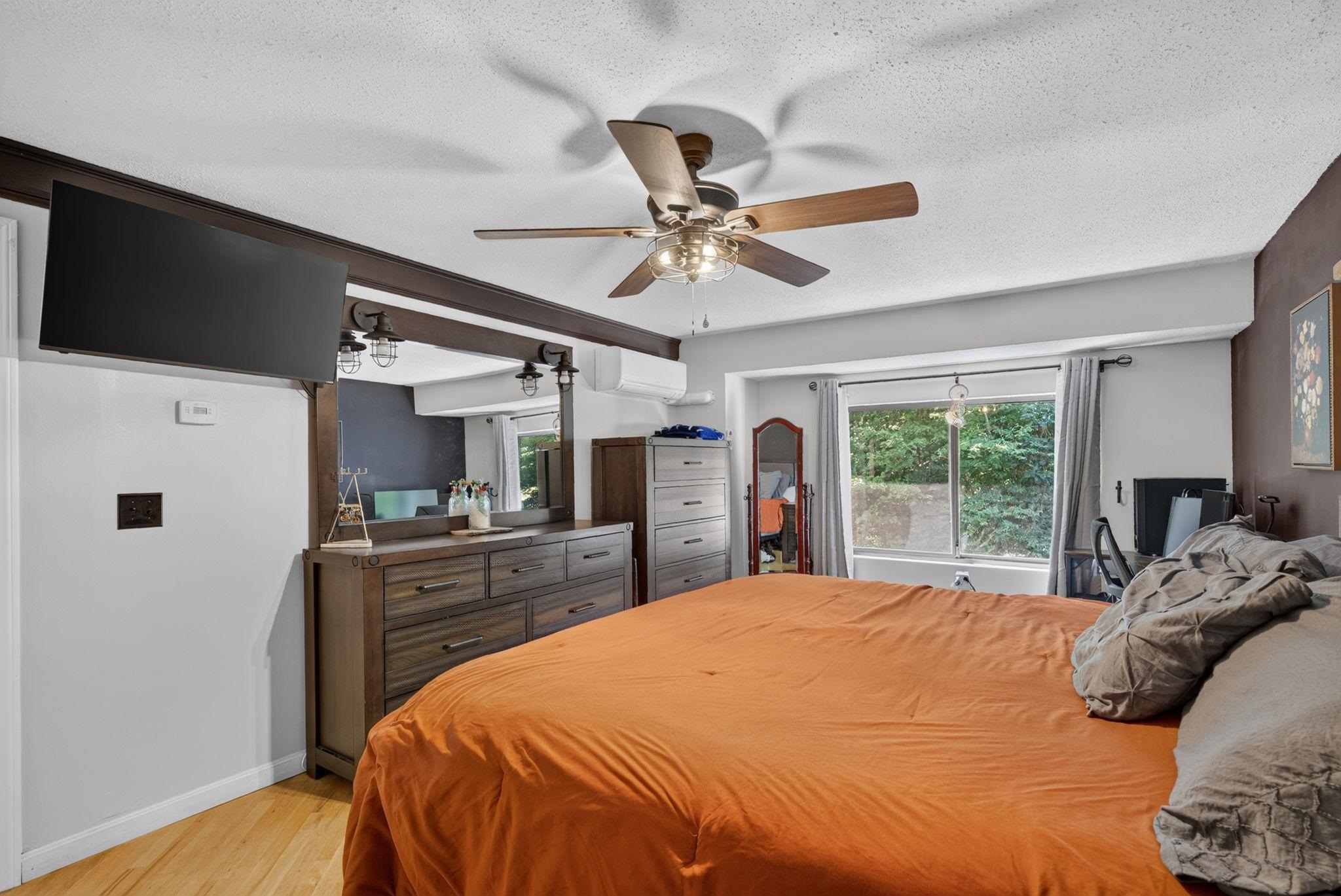 94 Indian Rock Road