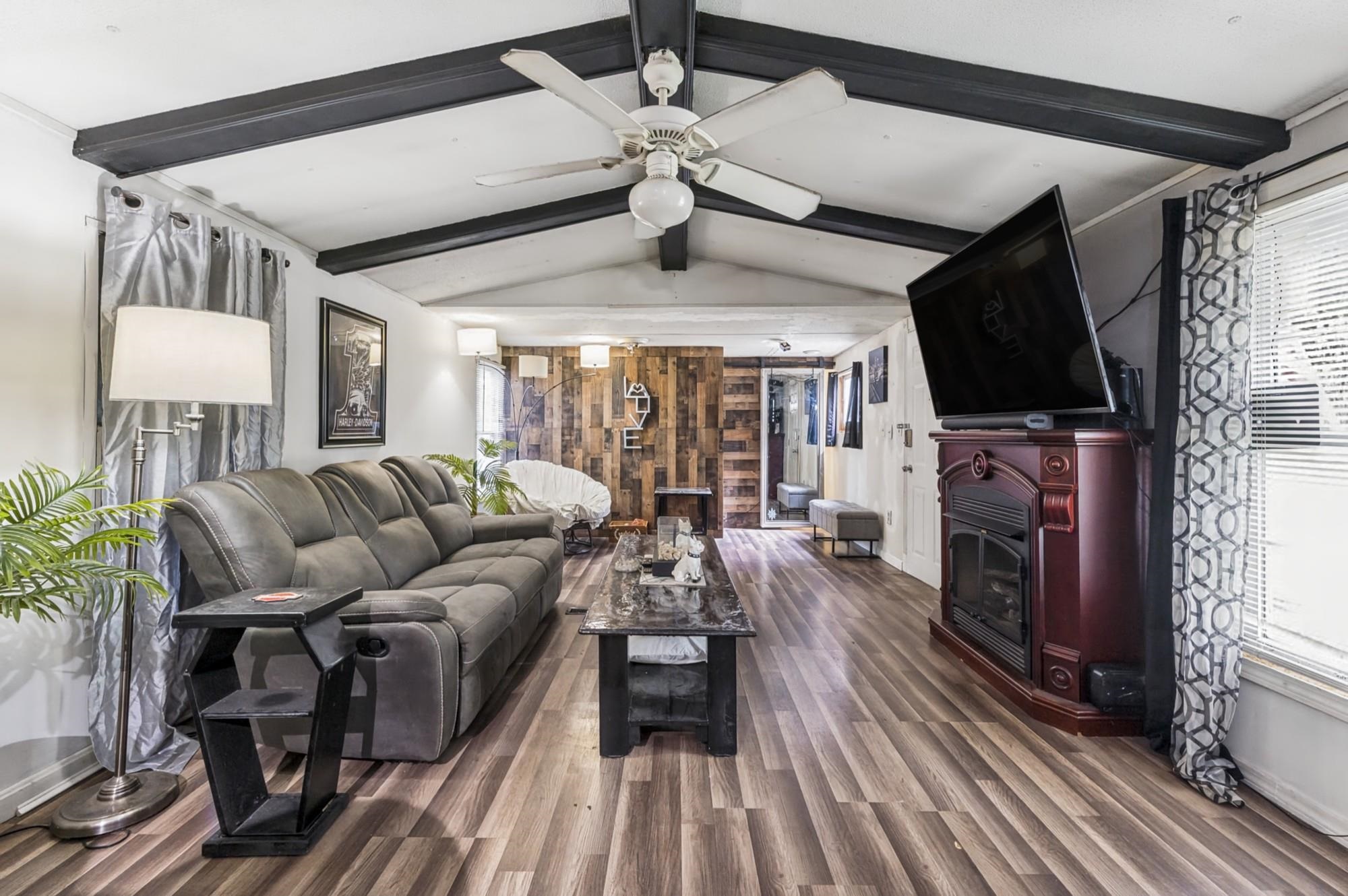 21 Edgewood Drive
