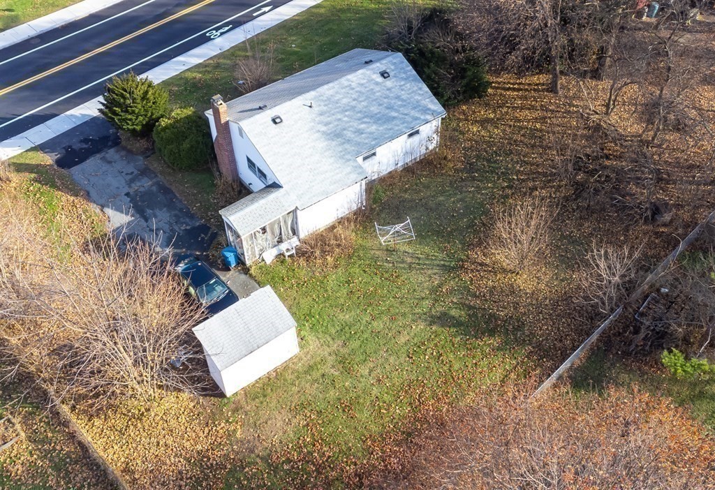 1301 Main St
