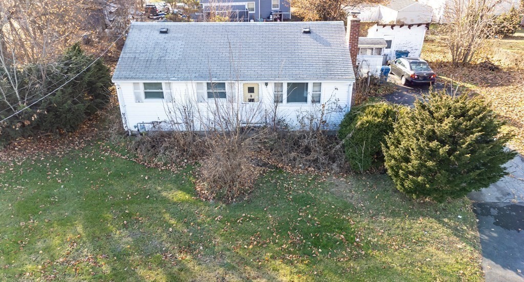 1301 Main St