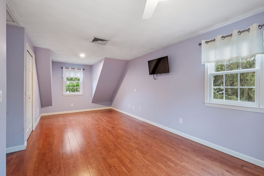 67 Magna Road