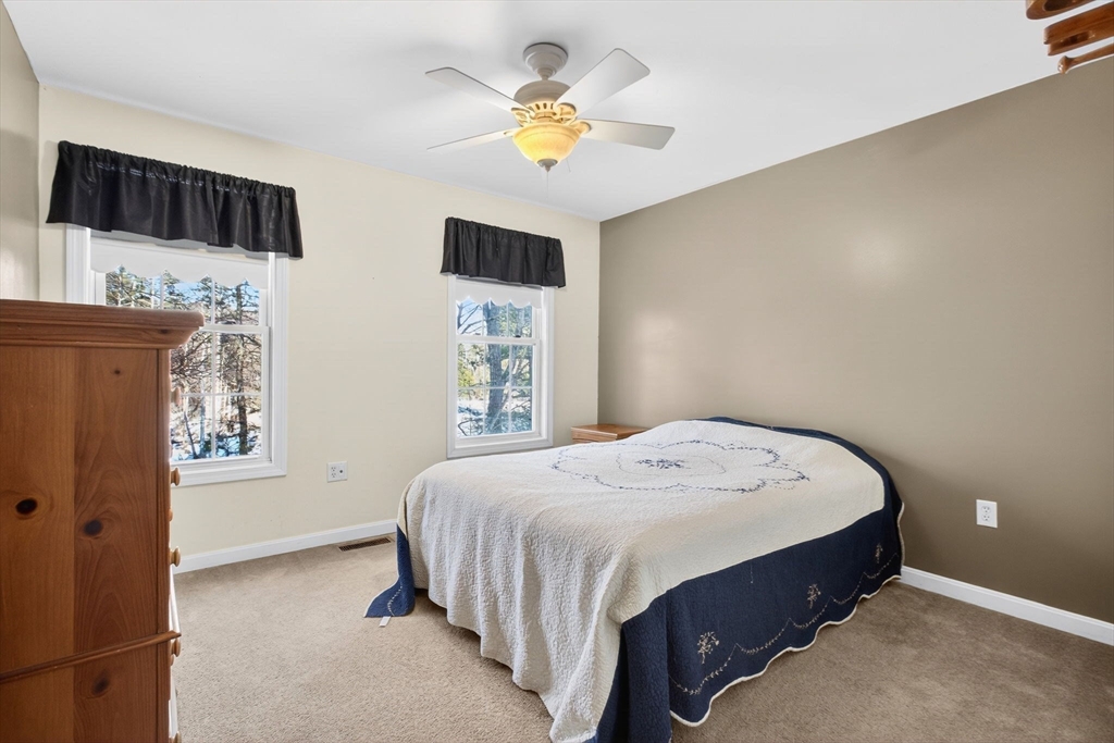 23 Clough Dr