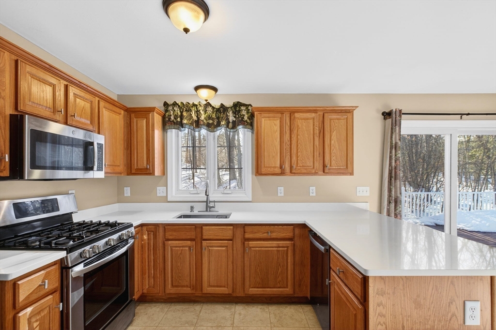 23 Clough Dr