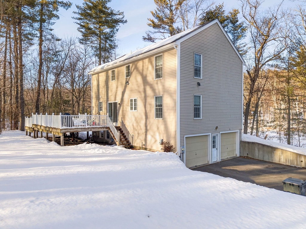 23 Clough Dr