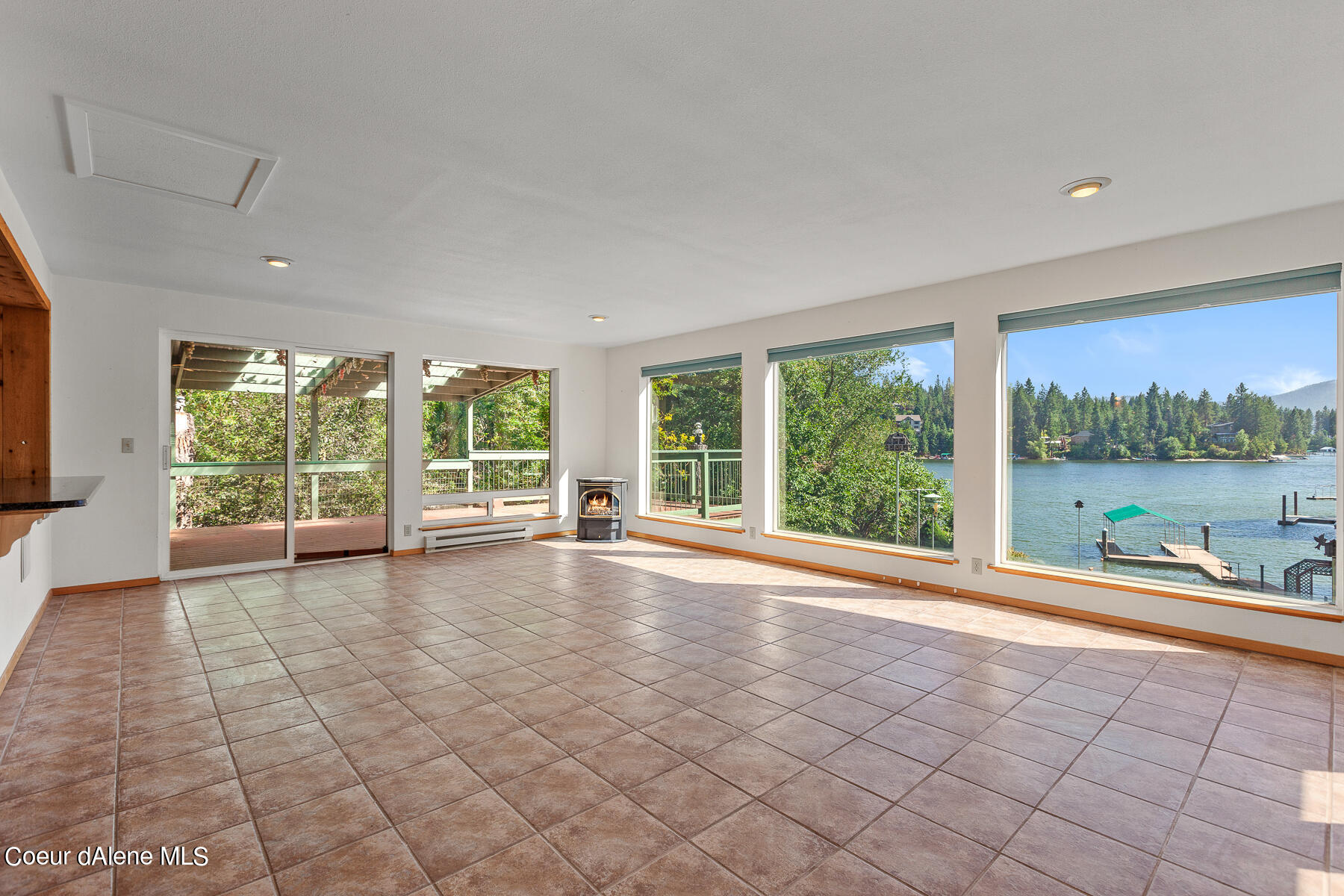 31379 E HAYDEN LAKE RD