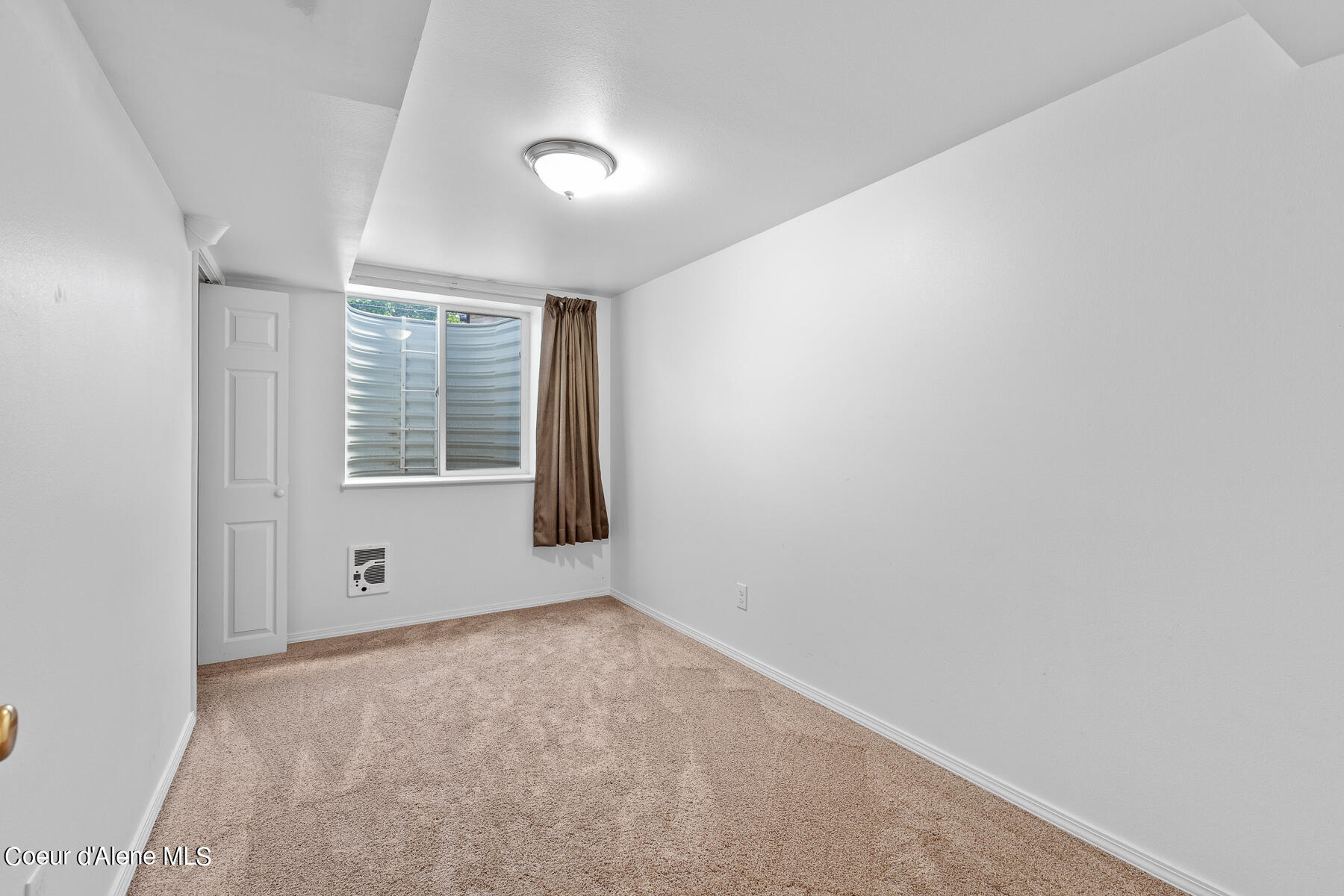 2202 N GOVERNMENT WAY, Coeur d'Alene