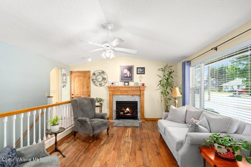 4403 N STAPLES AVE, Coeur d'Alene