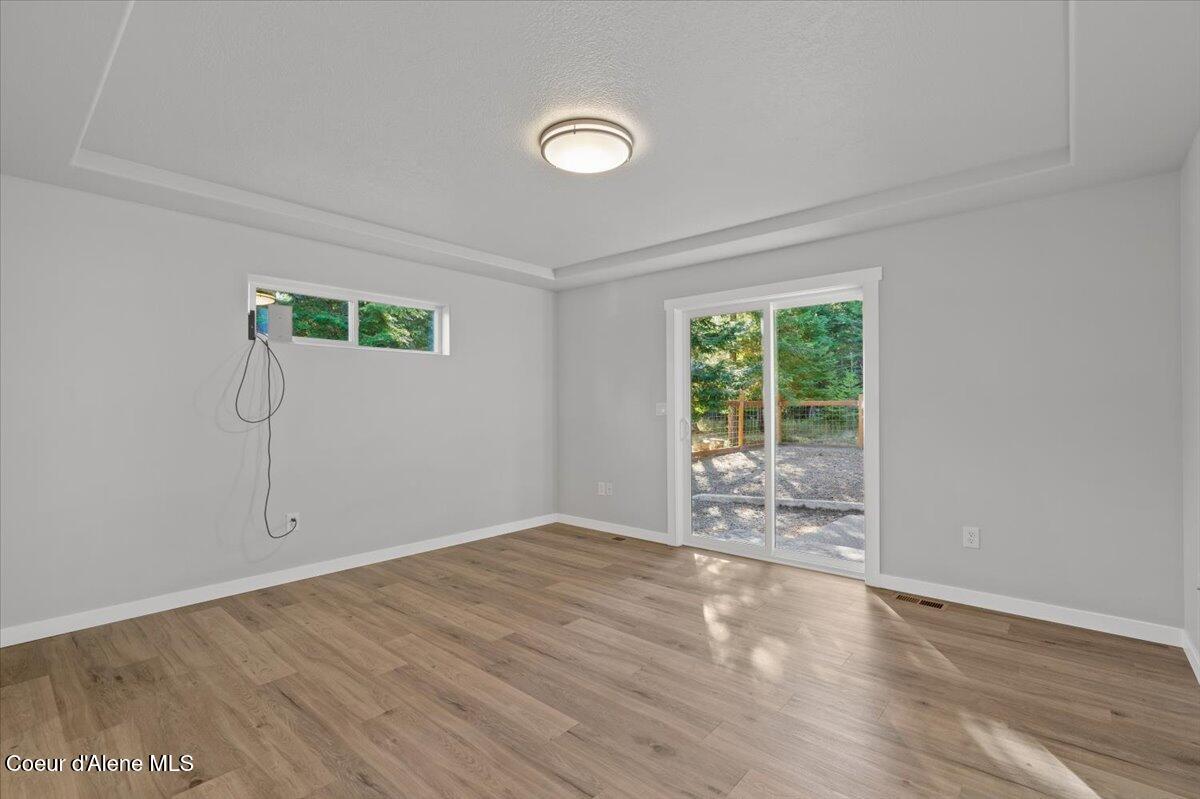 10050 E DUCE RD