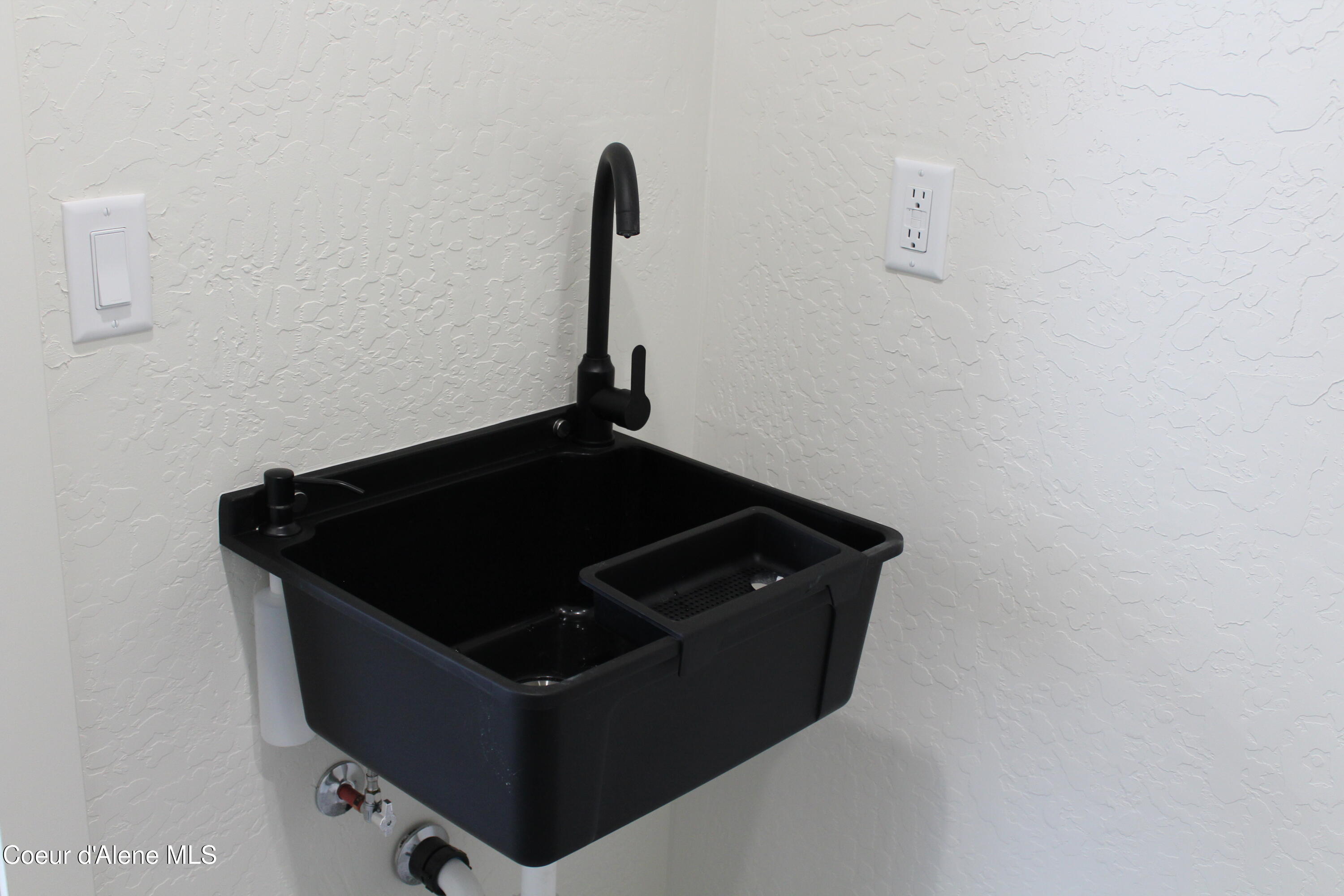 17011 W Tulip Ct BA U5