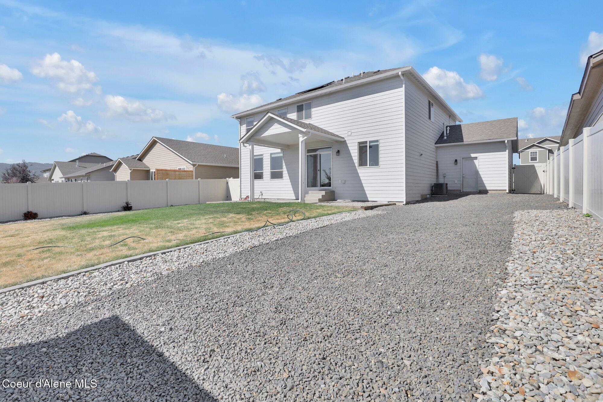 4381 N SHELBURNE LOOP