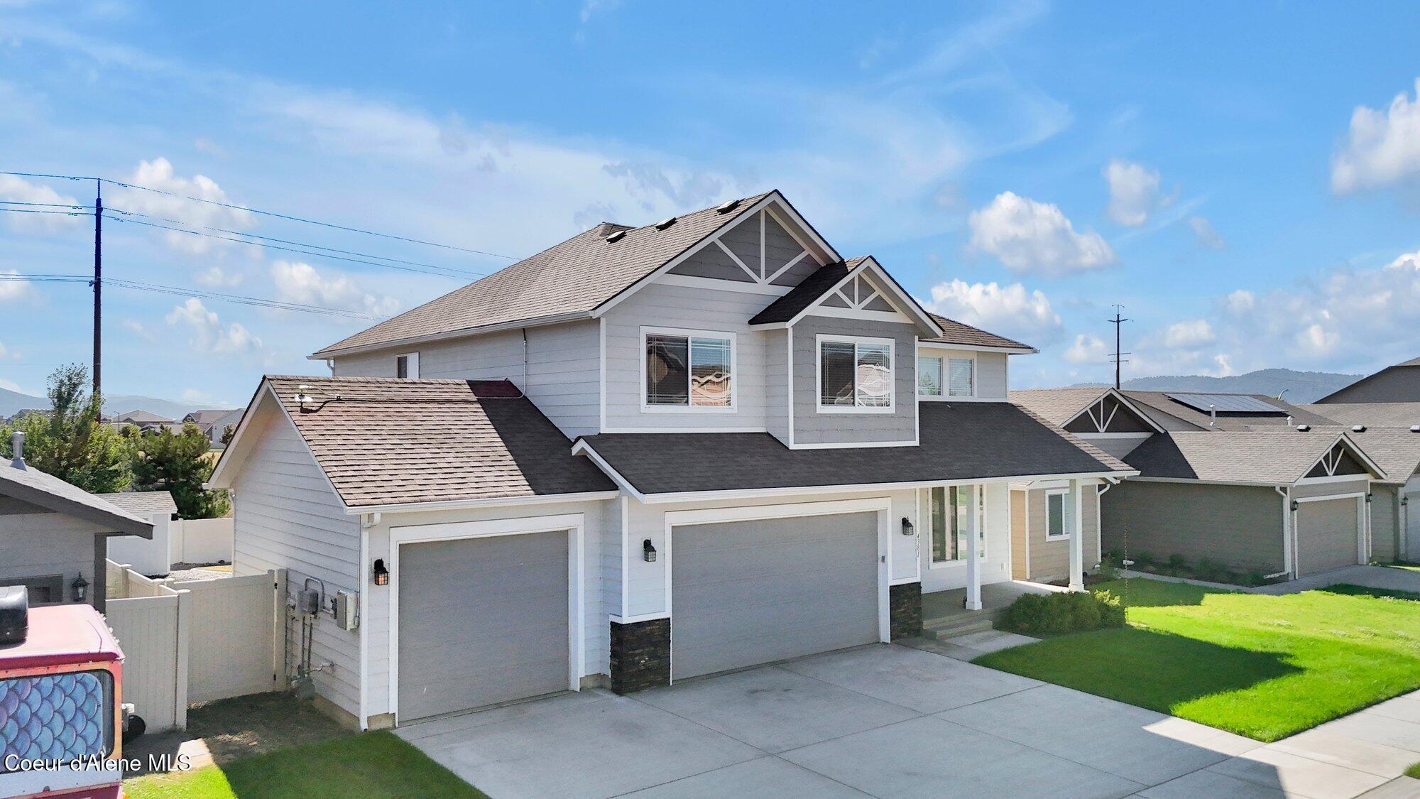 4381 N SHELBURNE LOOP