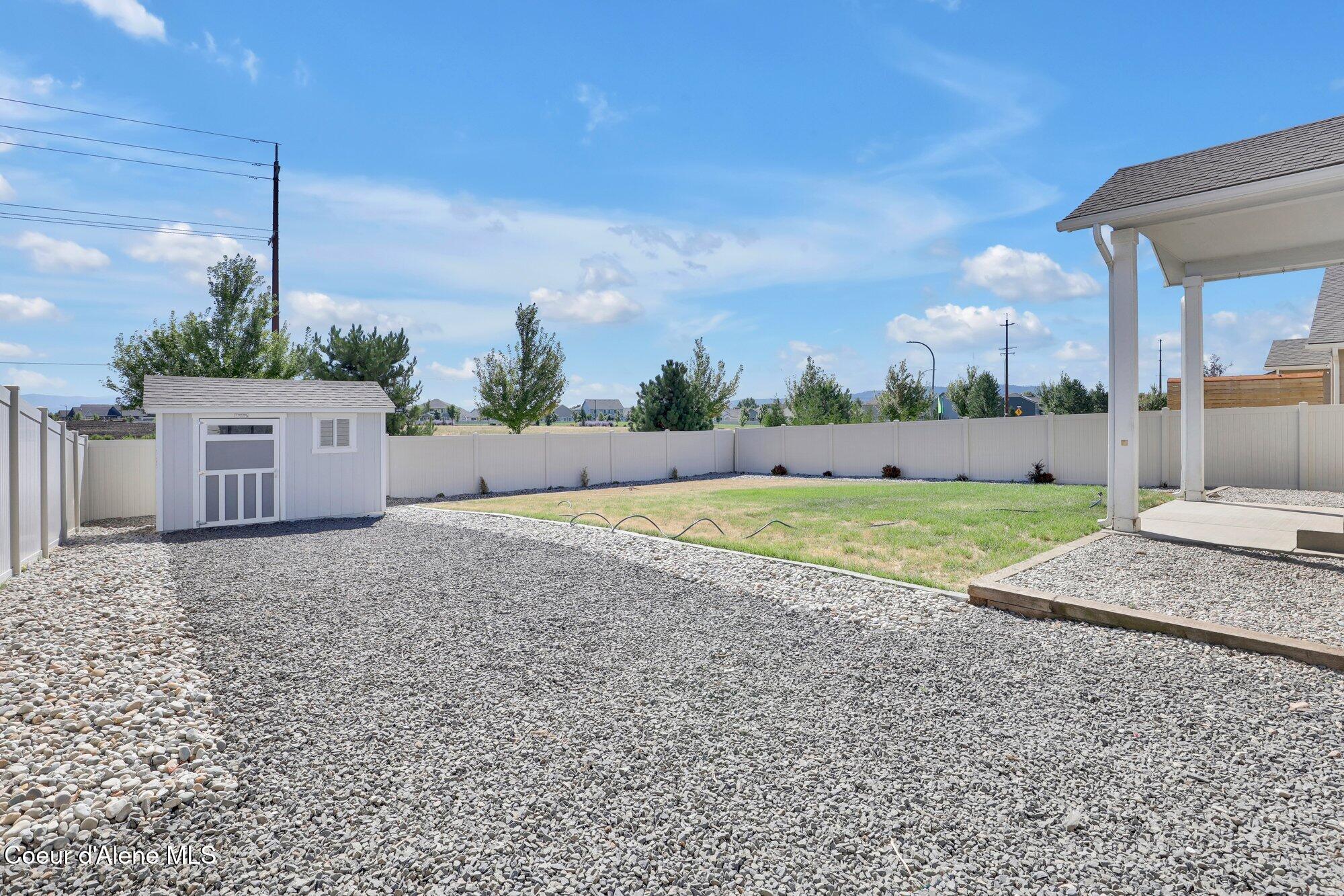 4381 N SHELBURNE LOOP
