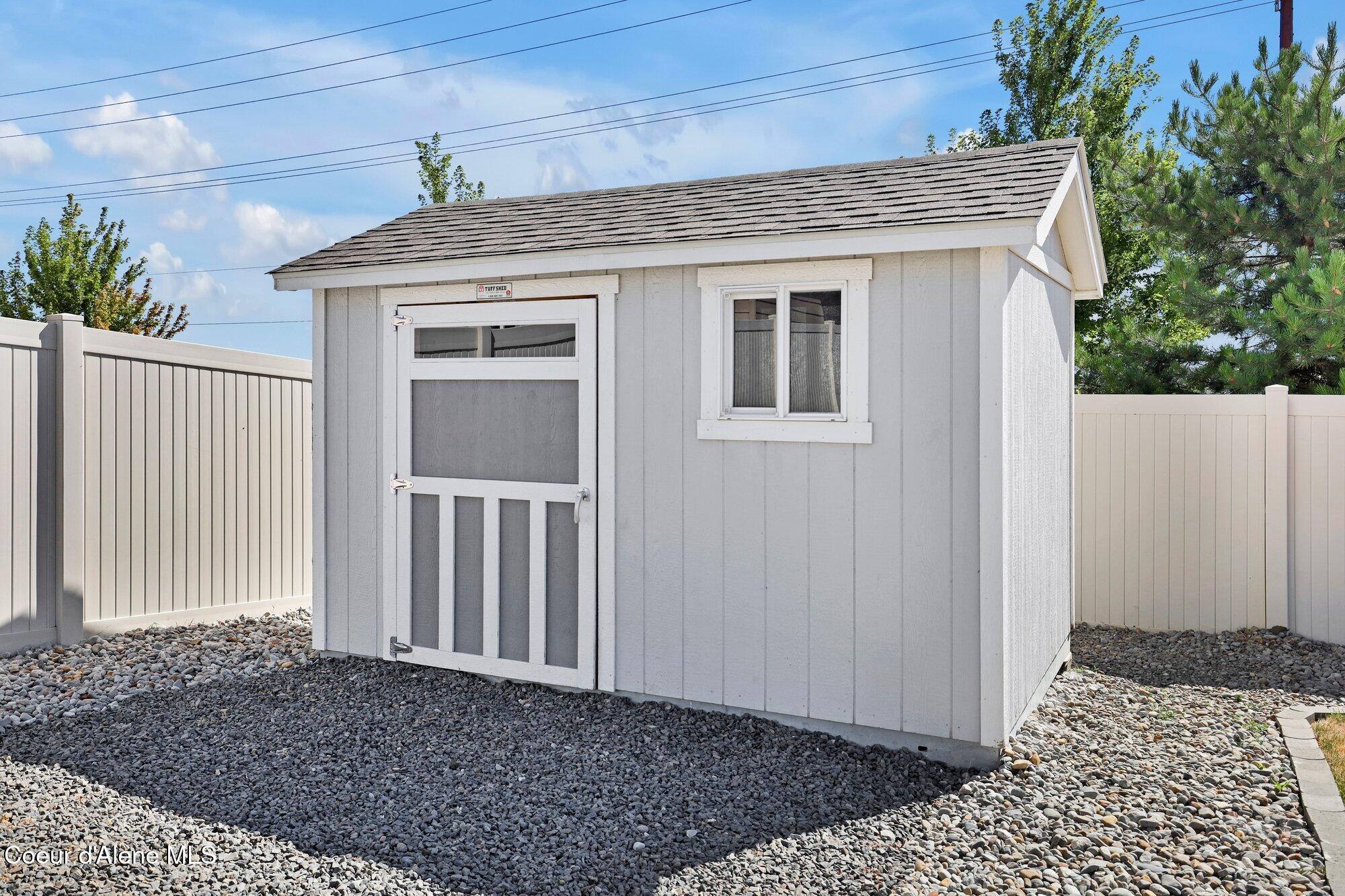 4381 N SHELBURNE LOOP