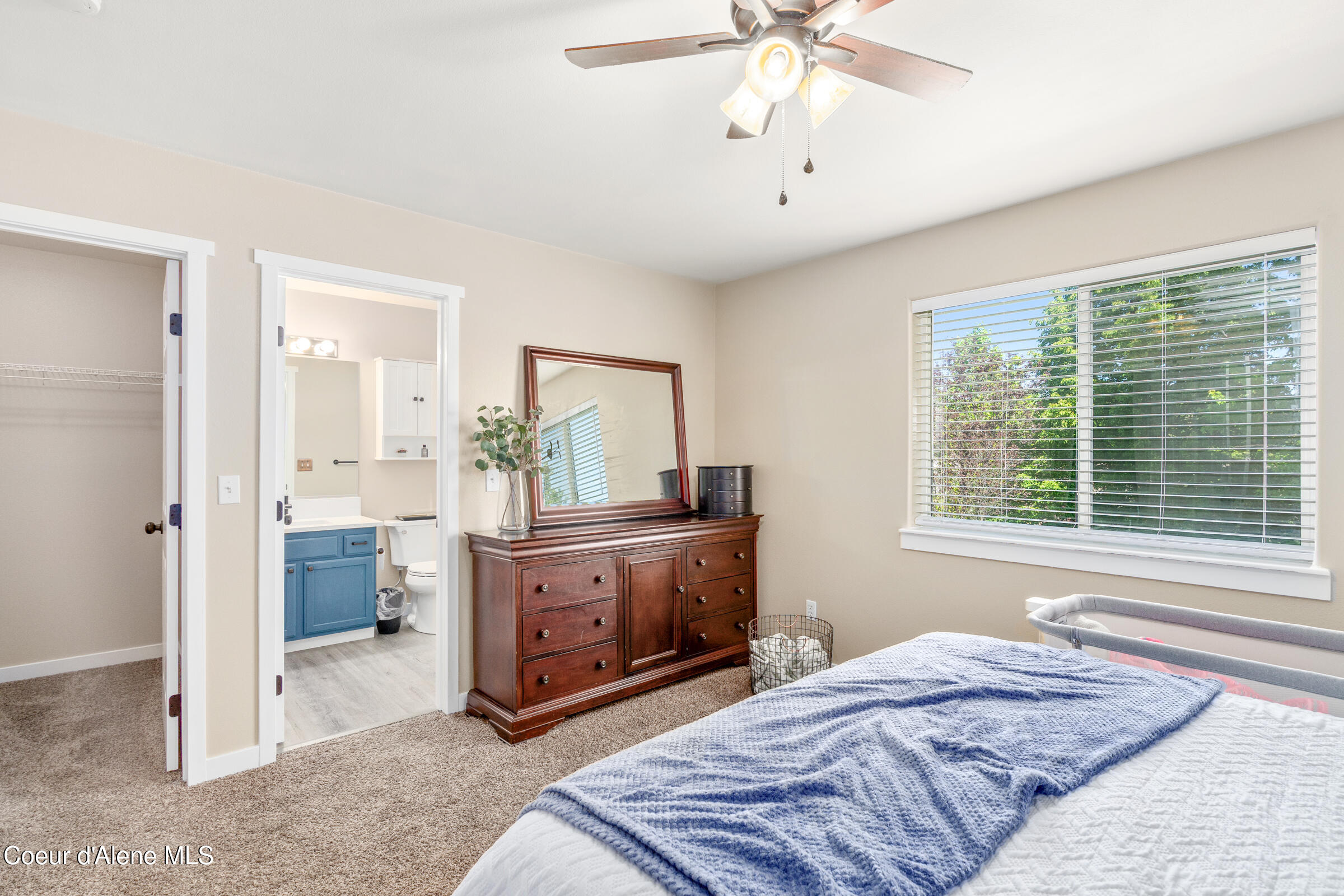 1800 N WILLAMETTE DR