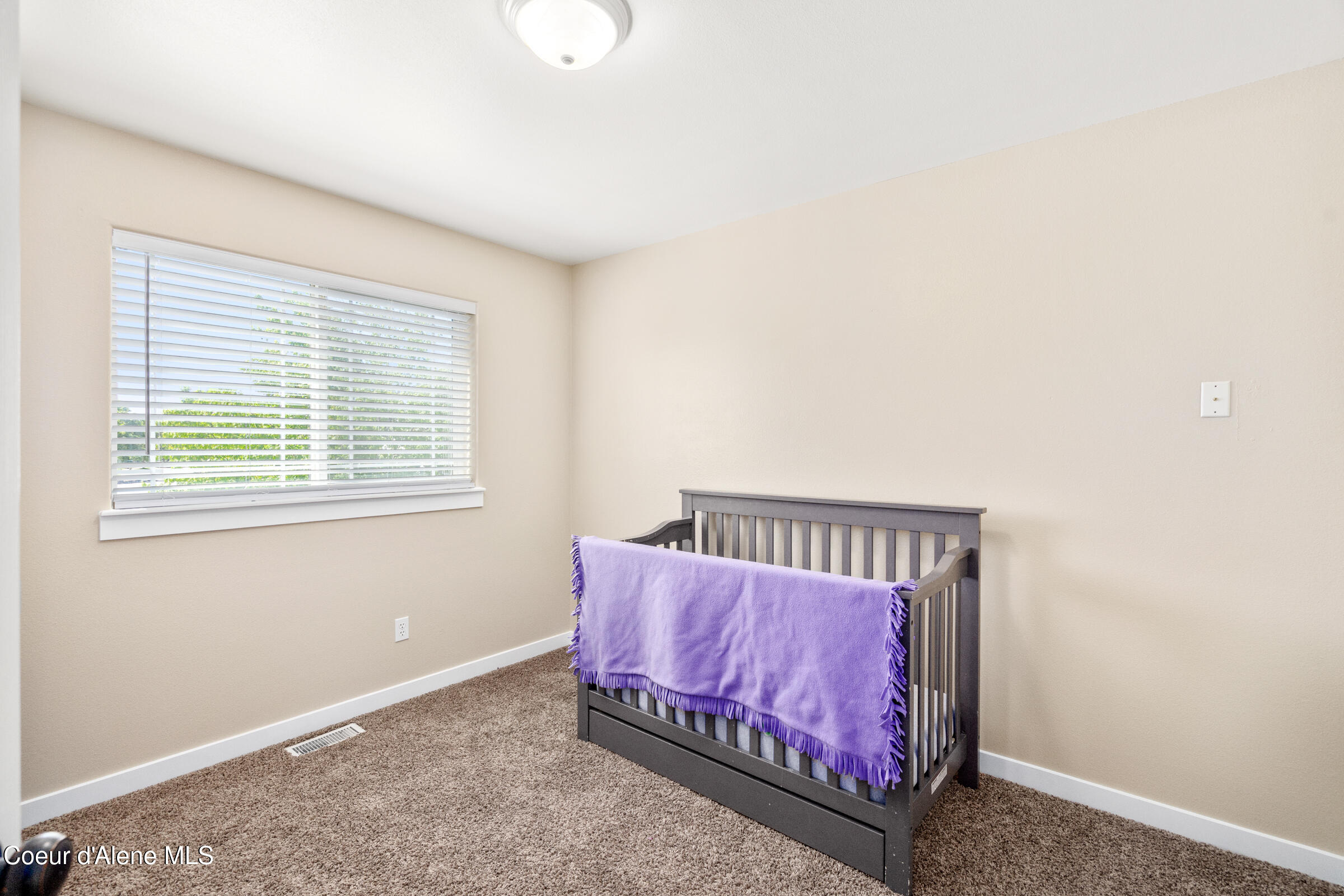 1800 N WILLAMETTE DR