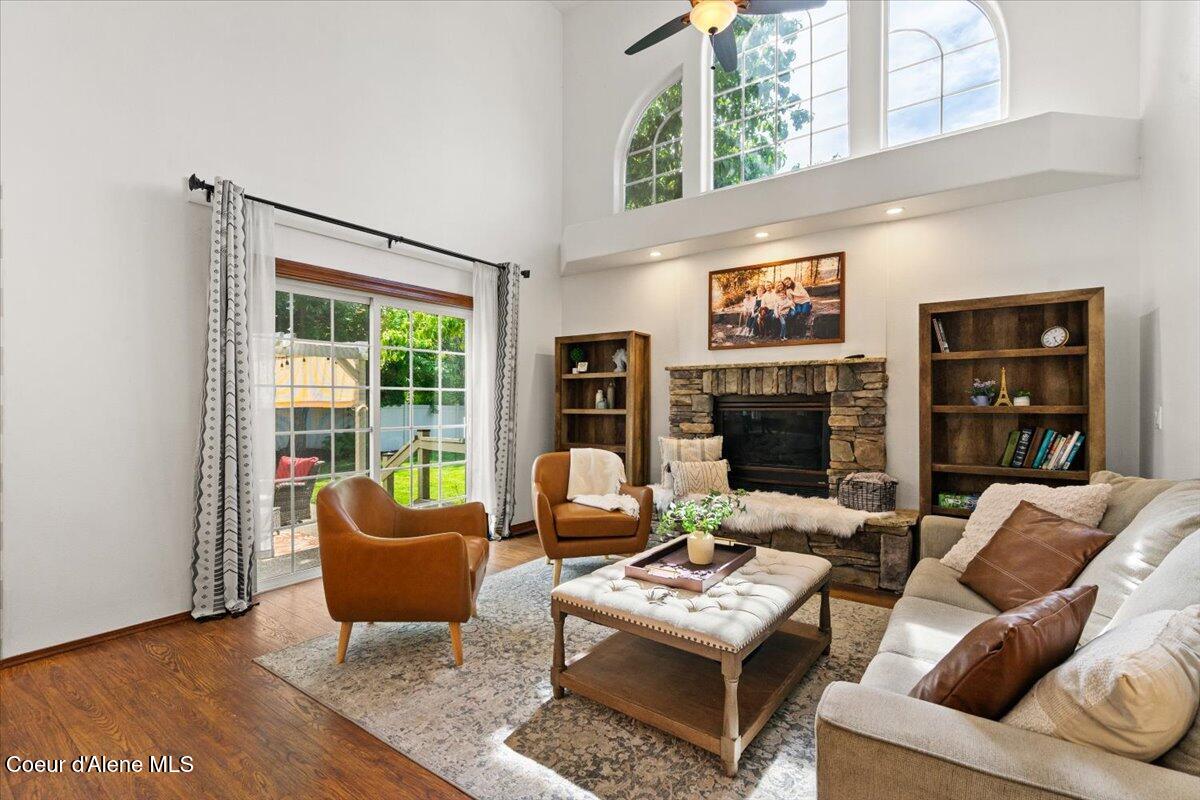 5812 N HARCOURT DR, Coeur d'Alene
