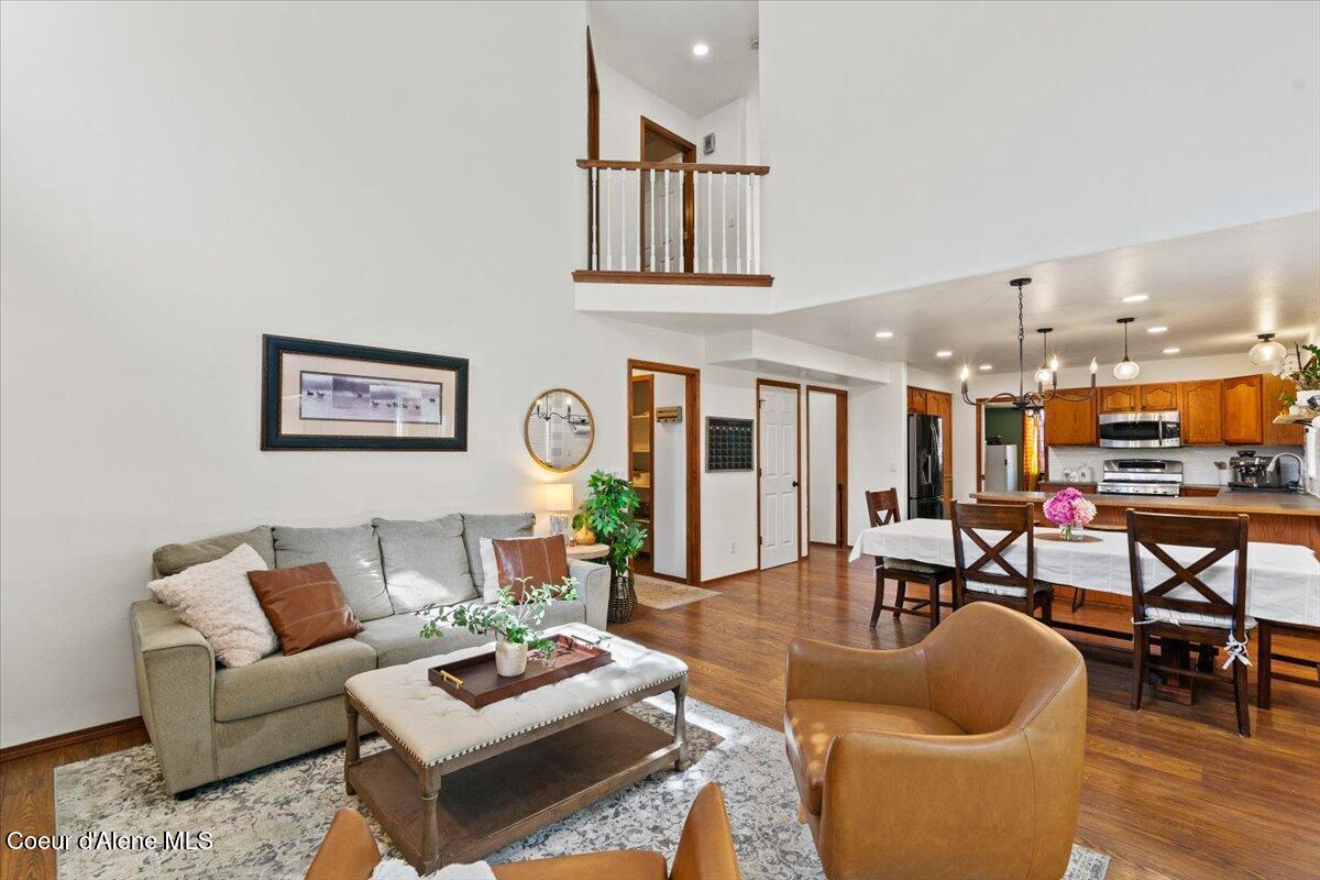 5812 N HARCOURT DR, Coeur d'Alene