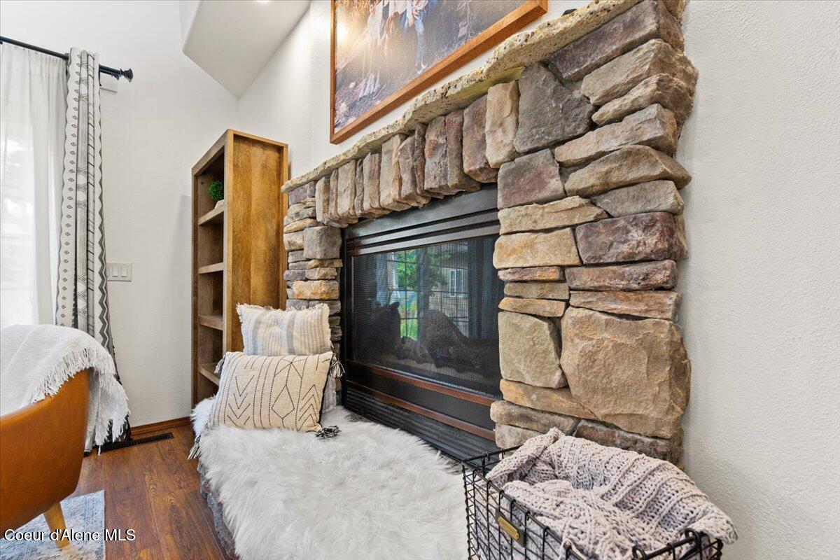 5812 N HARCOURT DR, Coeur d'Alene