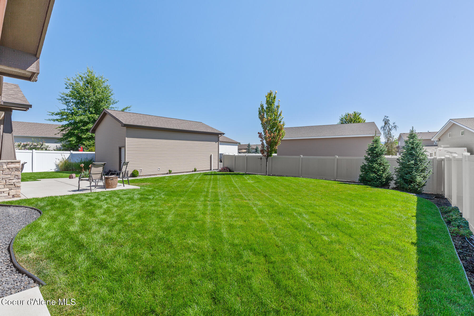 7746 N FAIRBORNE LN, Coeur d'Alene