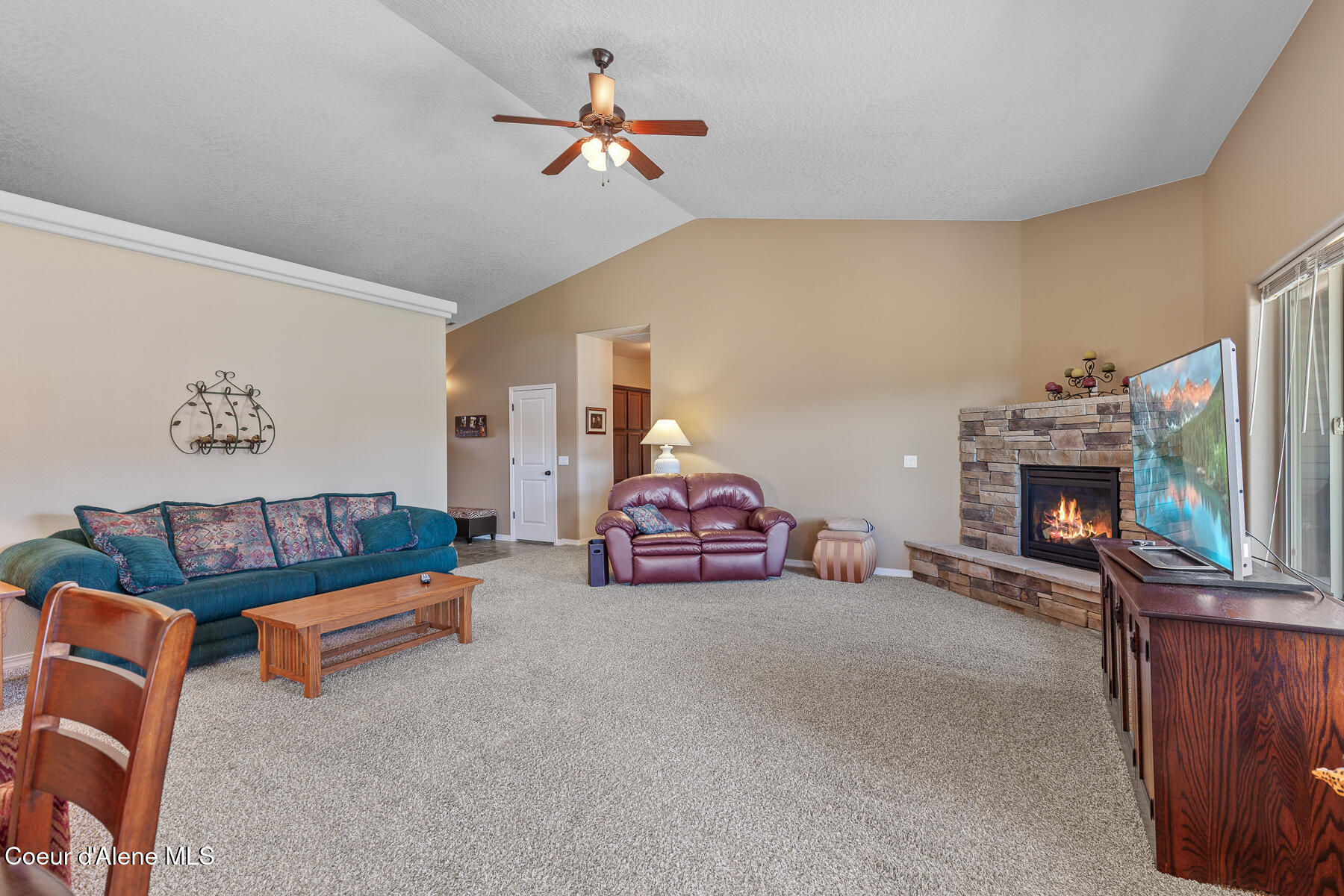 7746 N FAIRBORNE LN, Coeur d'Alene
