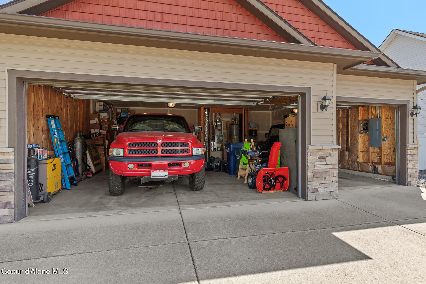7746 N FAIRBORNE LN, Coeur d'Alene