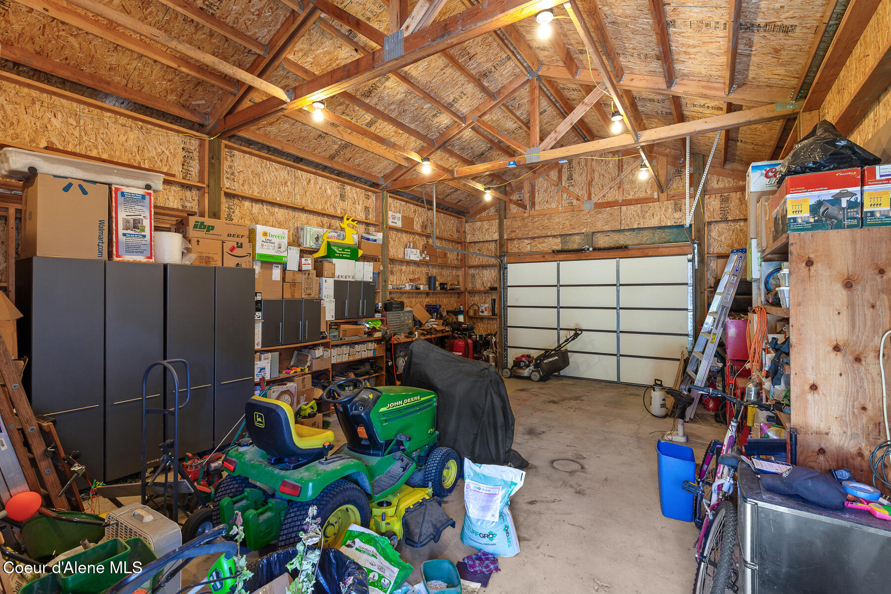 7746 N FAIRBORNE LN, Coeur d'Alene