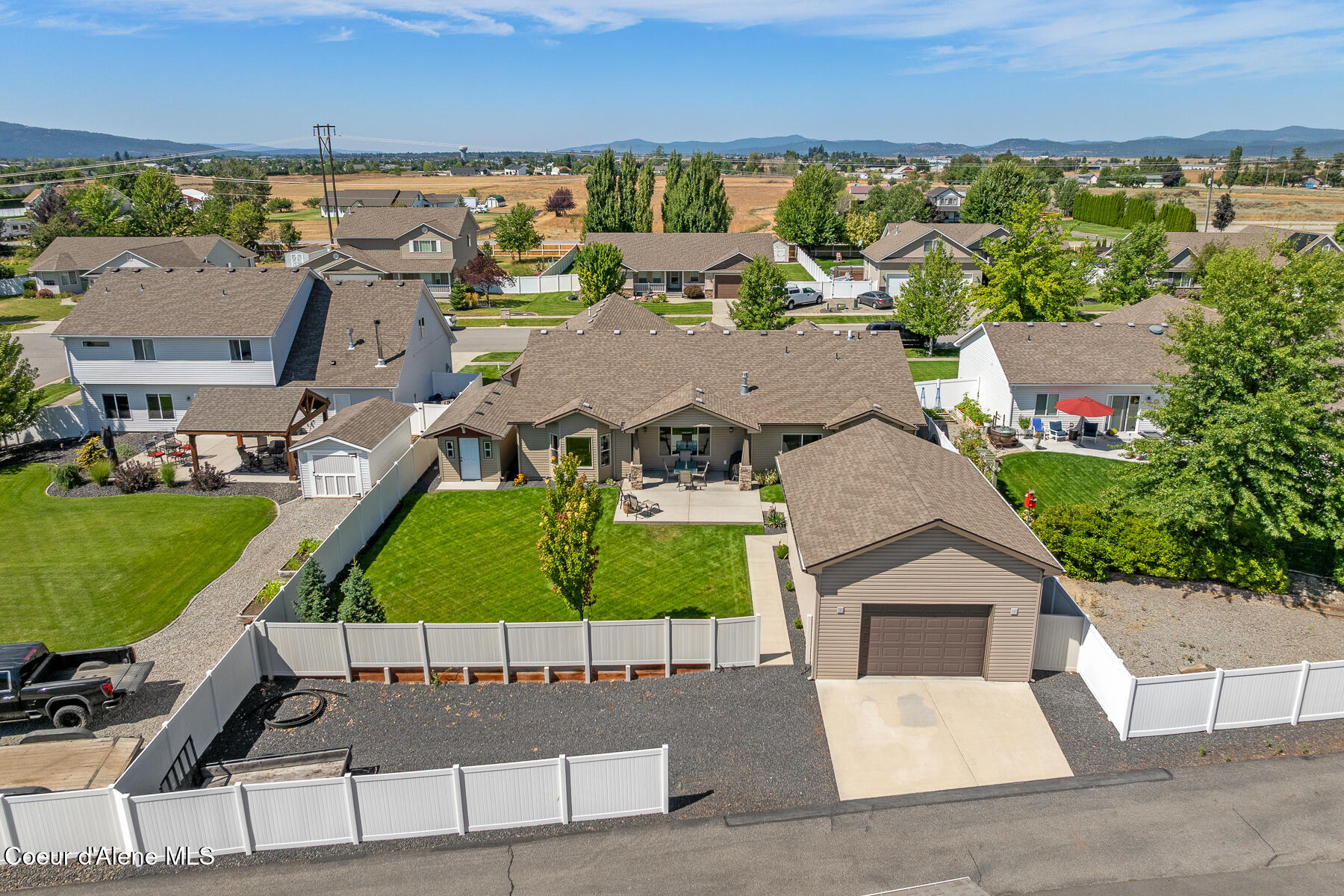 7746 N FAIRBORNE LN, Coeur d'Alene