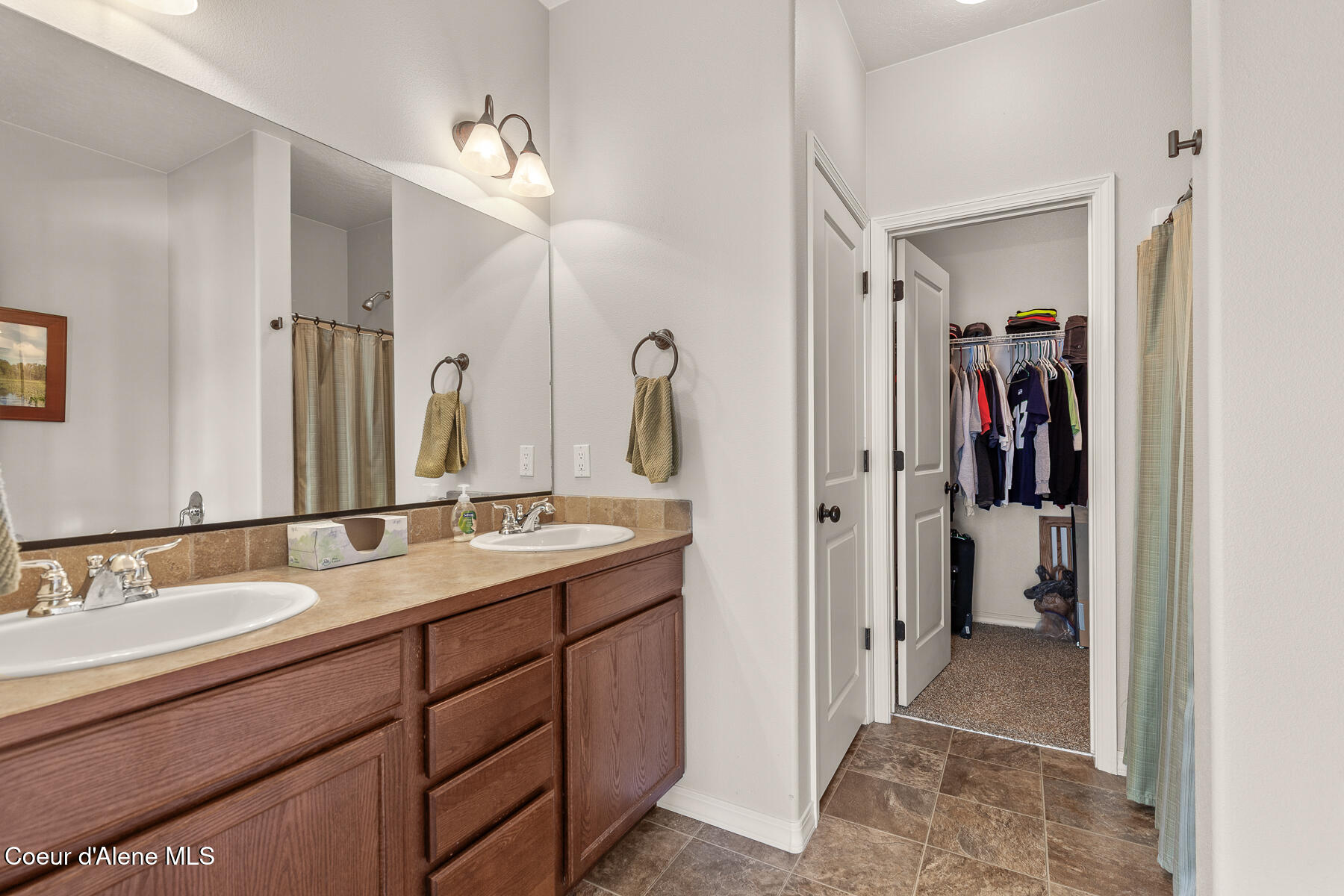7746 N FAIRBORNE LN, Coeur d'Alene