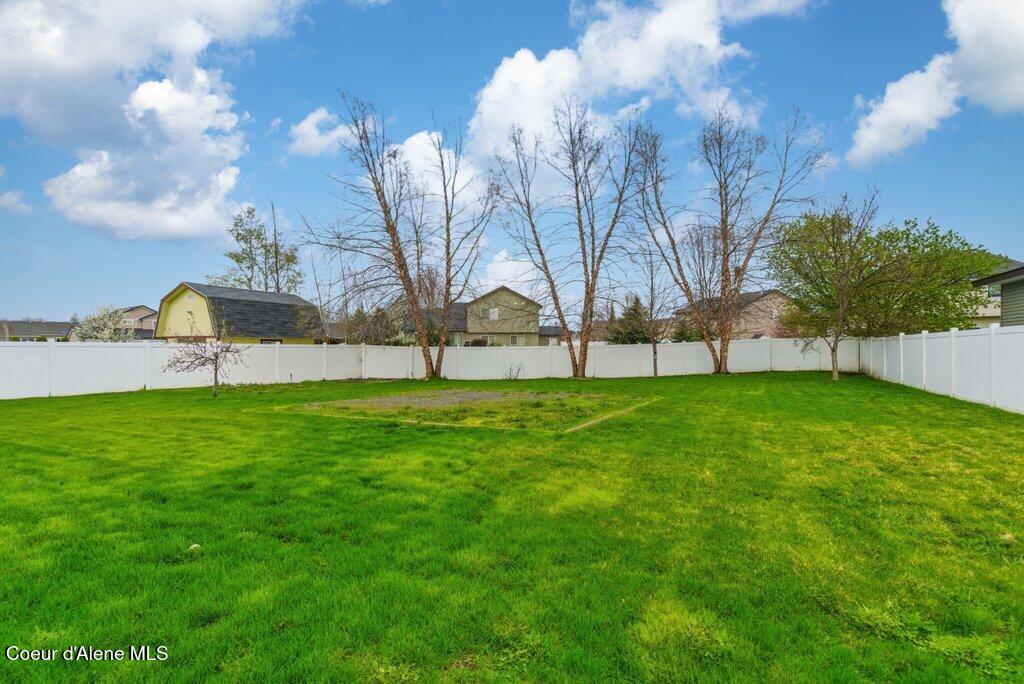 8312 N Courcelles PKWY