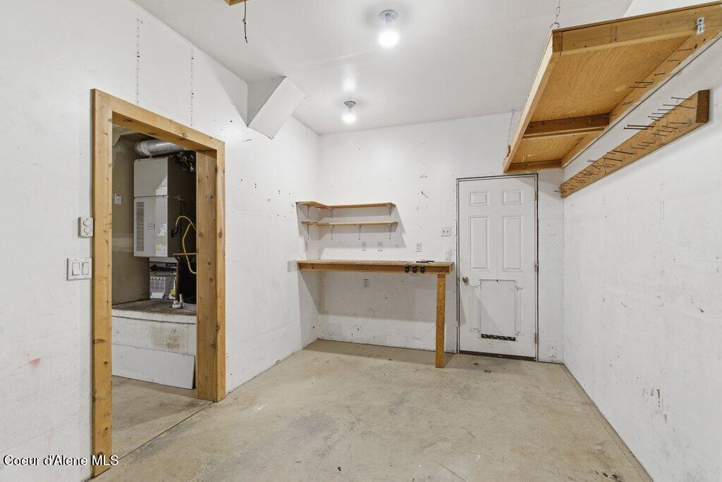 8312 N Courcelles PKWY