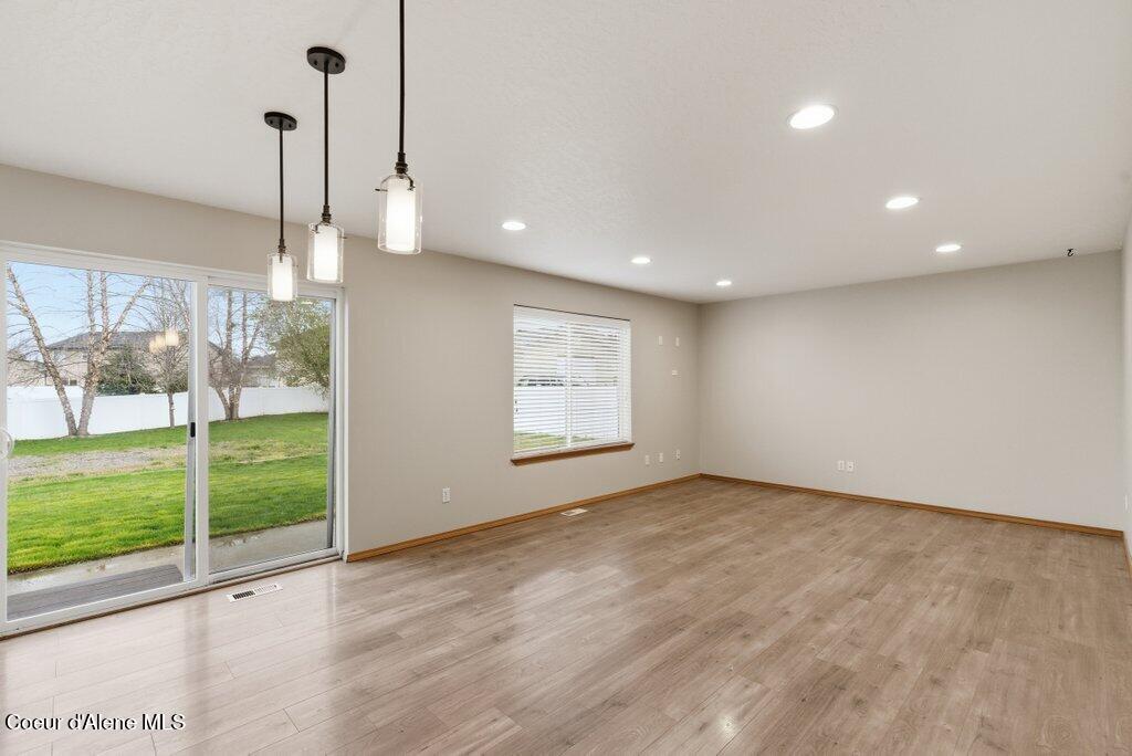 8312 N Courcelles PKWY